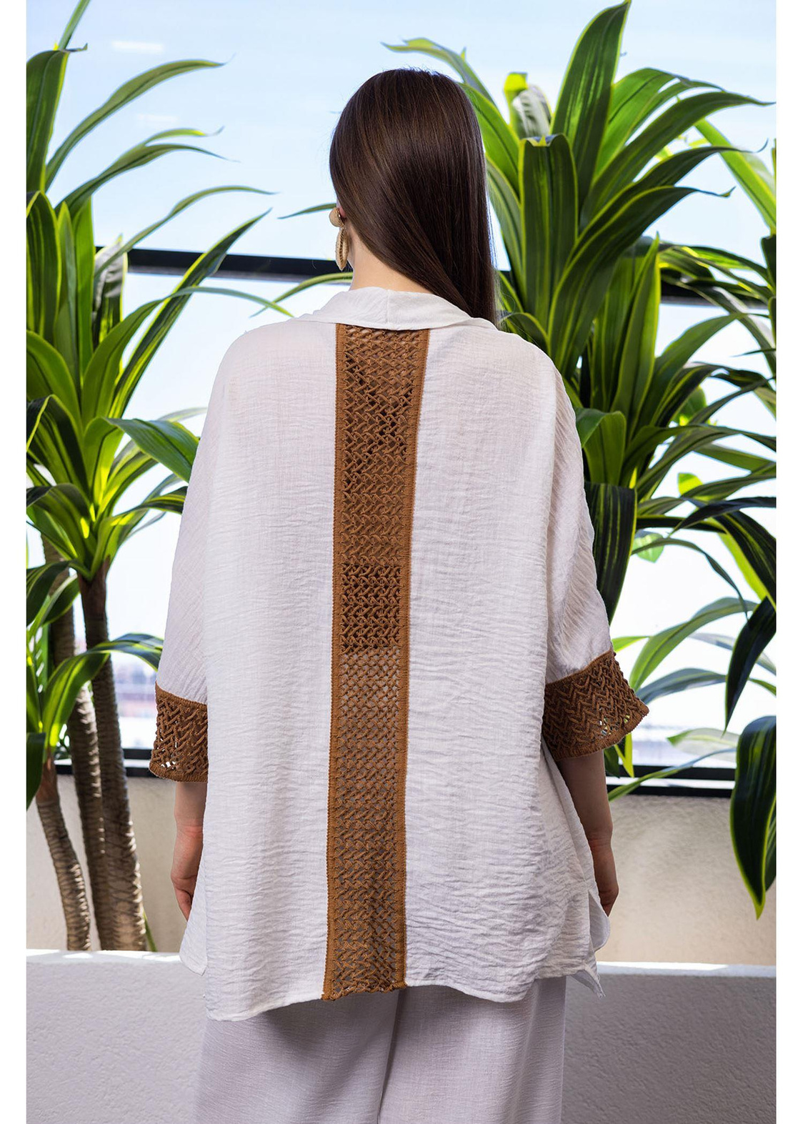 Dantel Detaylı Şal Yaka Keten Kimono-Ekru