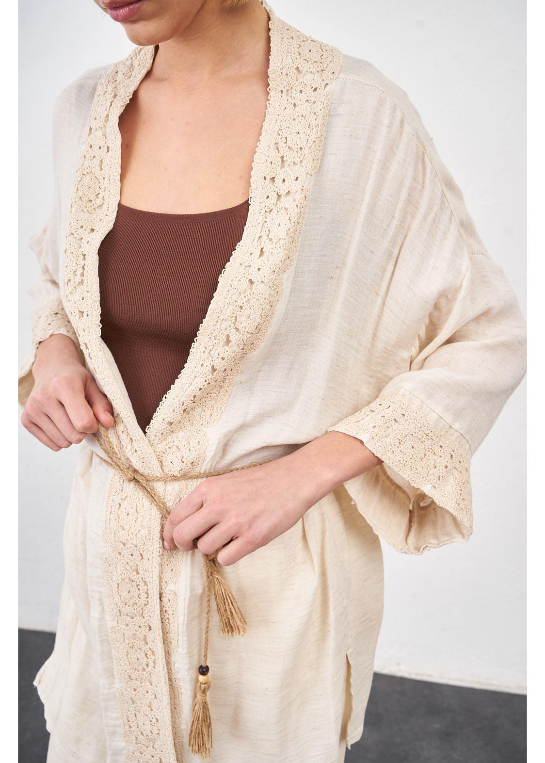 Dantelli Müslin Keten Kimono-Taş
