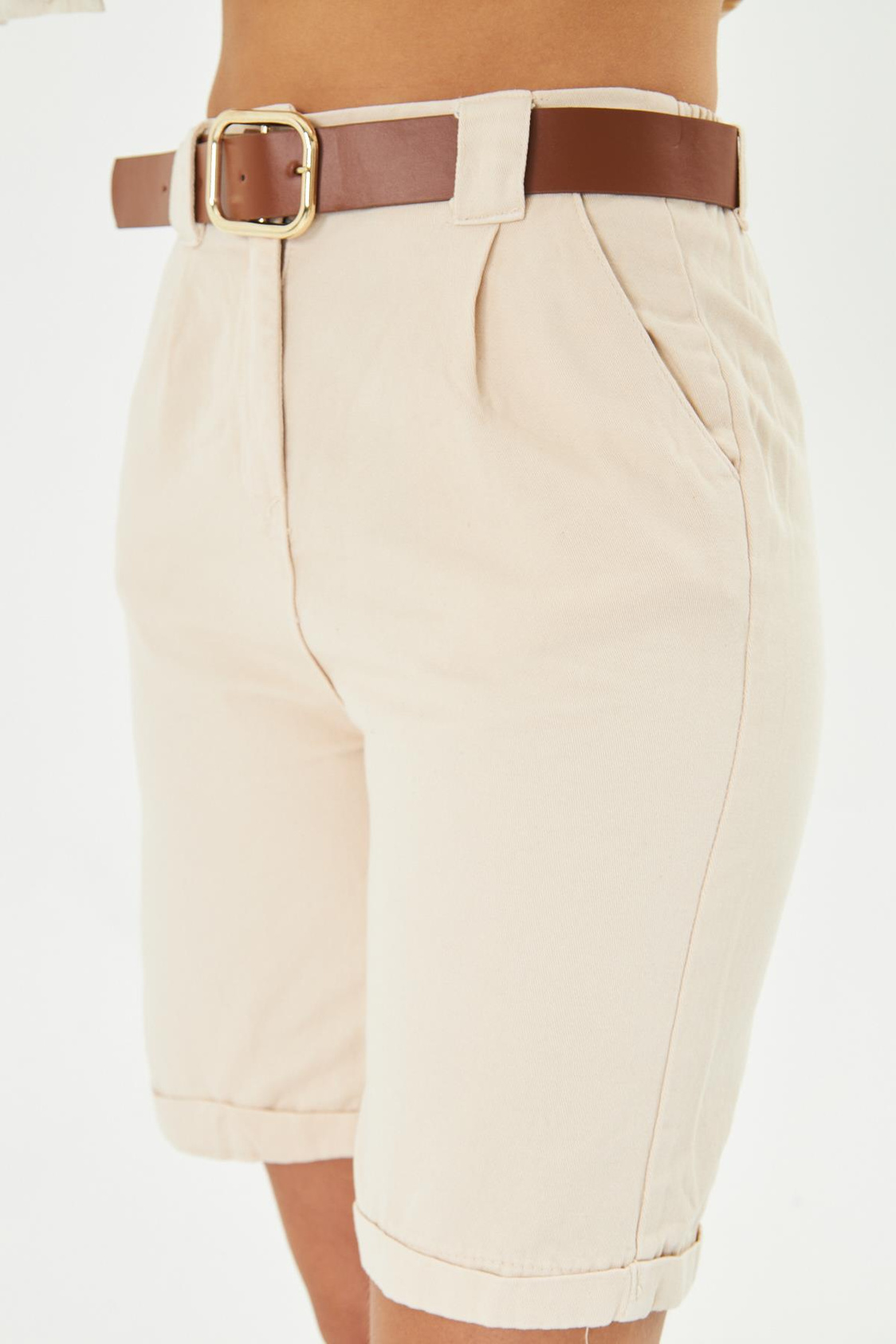 Duble Paça Kemerli Gabardin Şort