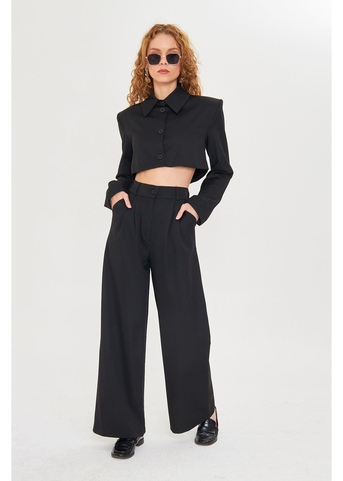 Düğmeli Crop Blazer Ceket