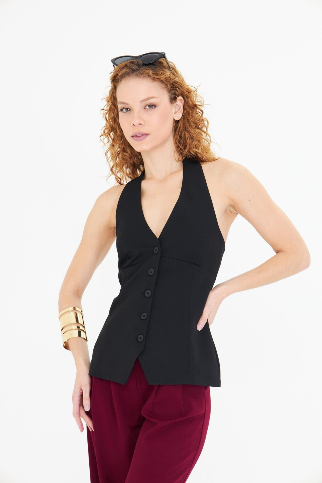 Düğmeli Halter Yaka Yelek