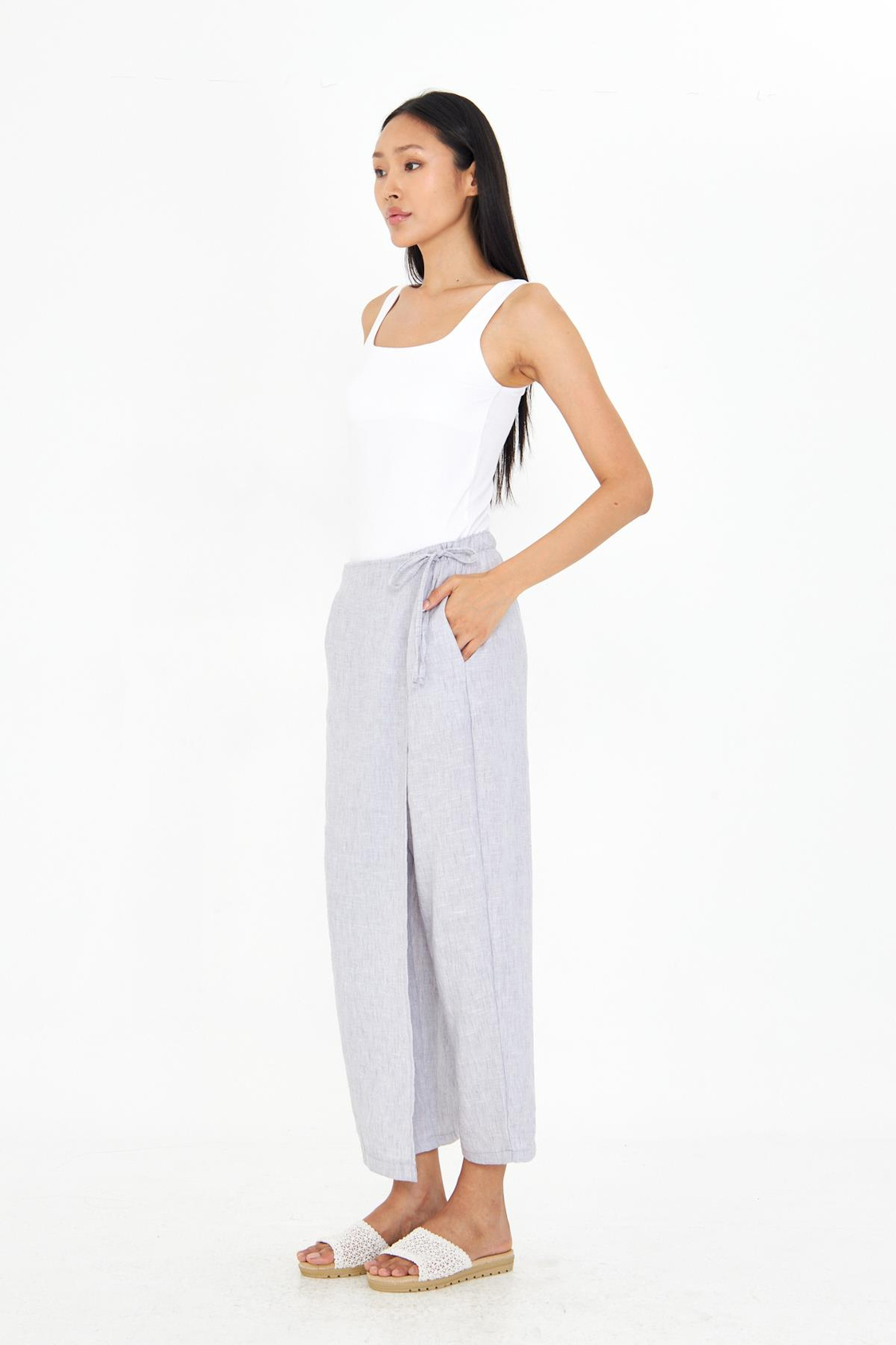 Etek Detaylı Keten Görünümlü Pantolon