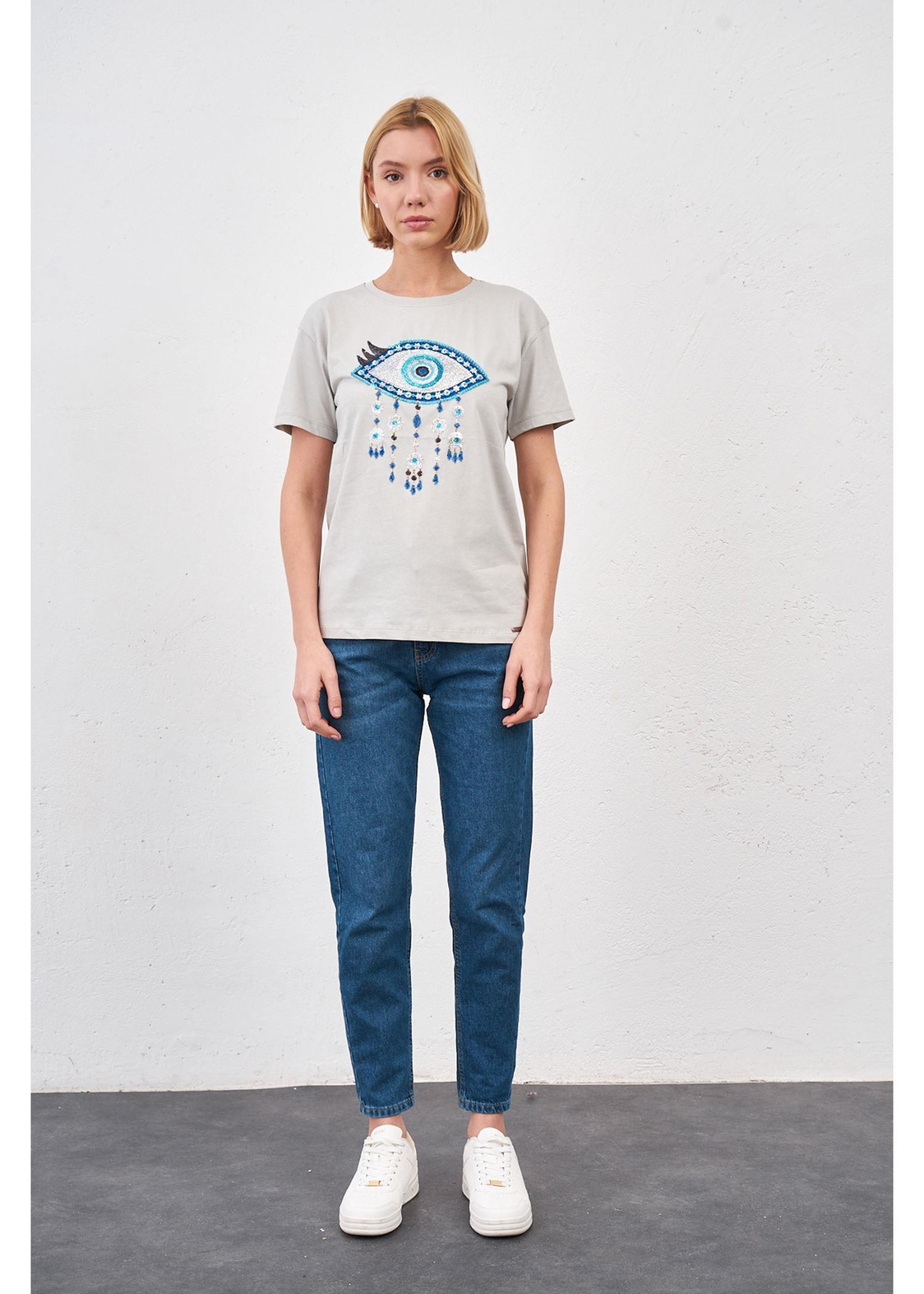 Göz Baskılı T-shirt-Gri