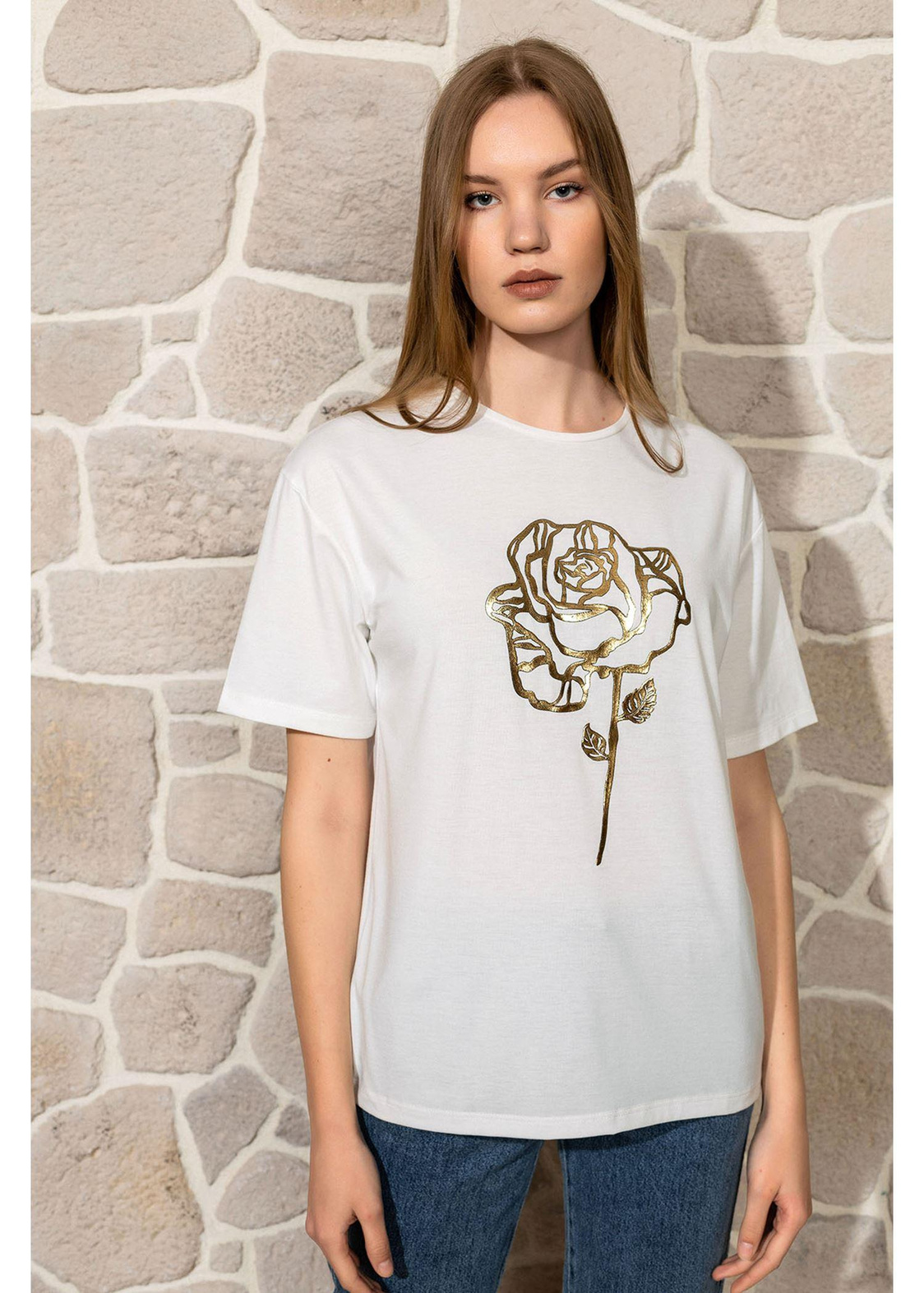 Gül Baskılı Basic T-shirt-Ekru