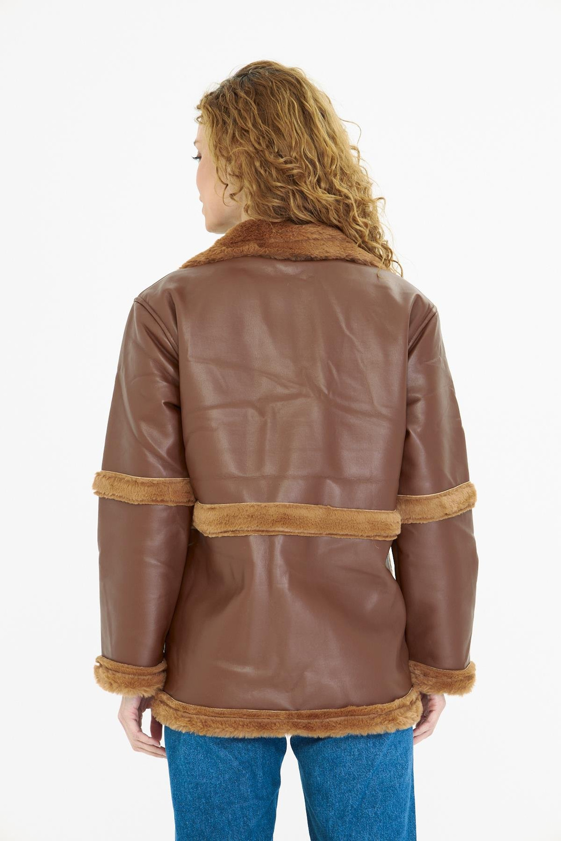 İçi Kürklü Deri Kaban