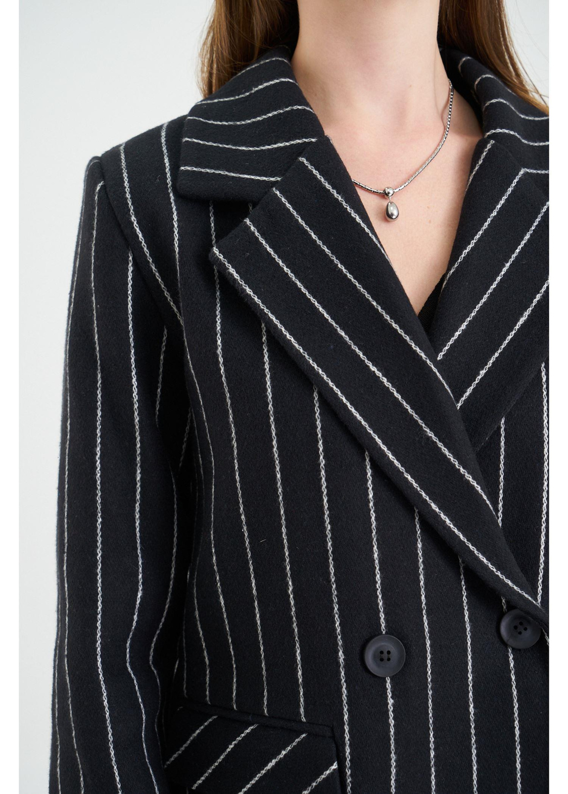 İnce Çizgili Kaşe Ceket-Siyah