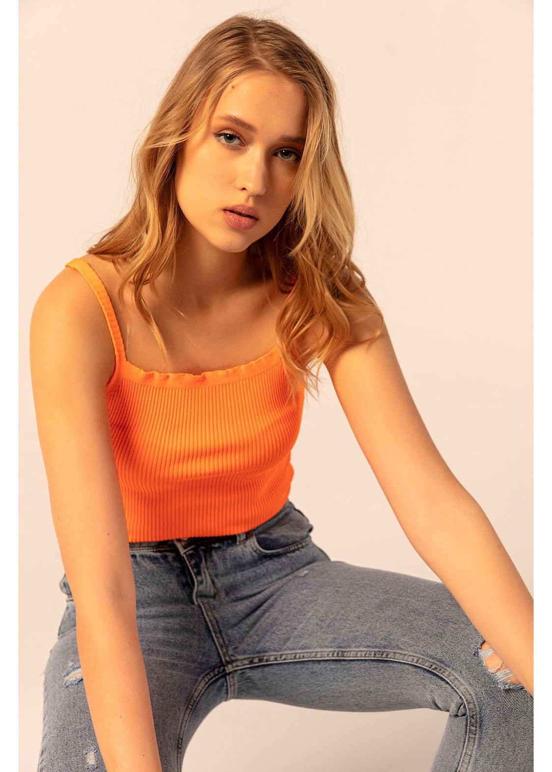 İp Askılı Fitilli Crop Bluz