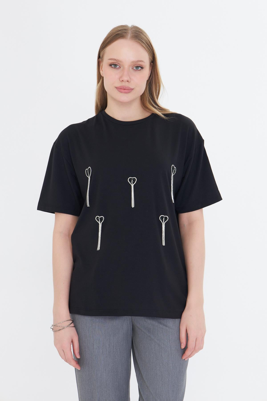 Kalp İşlemeli Taşlı T-shirt - Siyah