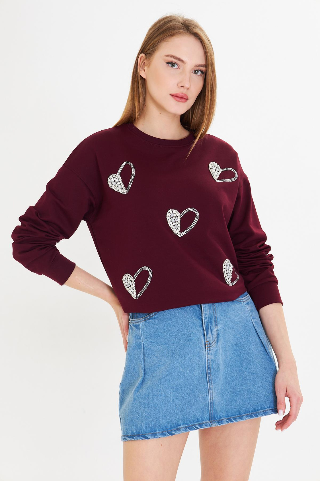Kalpli Taş Baskılı Sweatshirt
