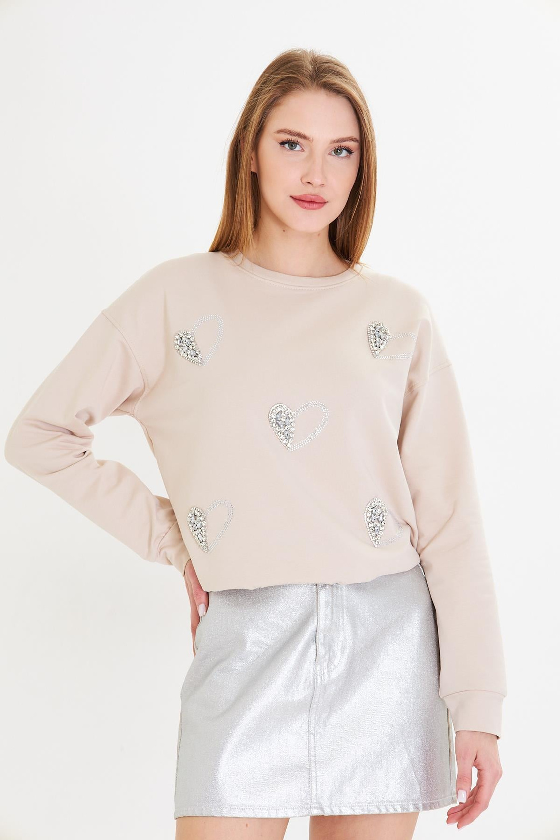Kalpli Taş Baskılı Sweatshirt-Bej