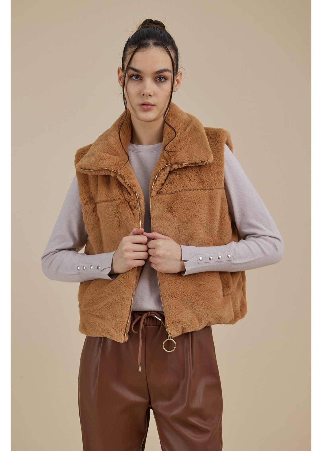 Kapitone Peluş Yelek-Camel