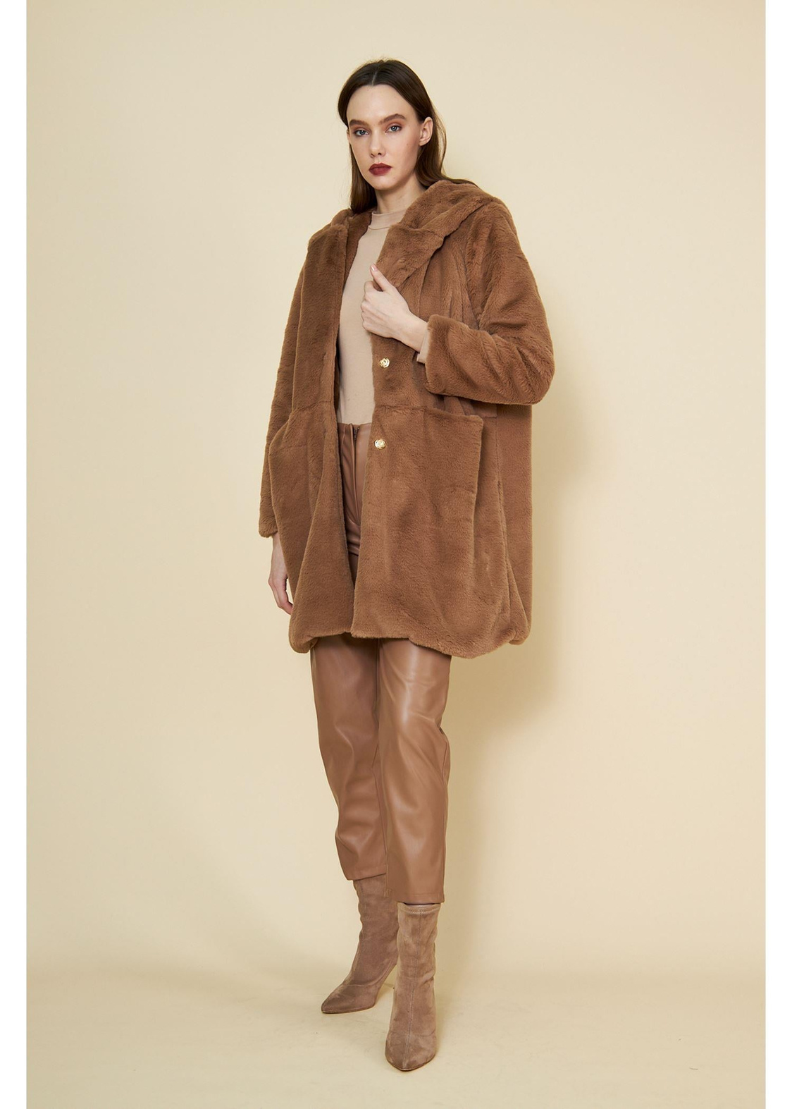 Kapüşonlu Cepli Peluş Kaban-Camel