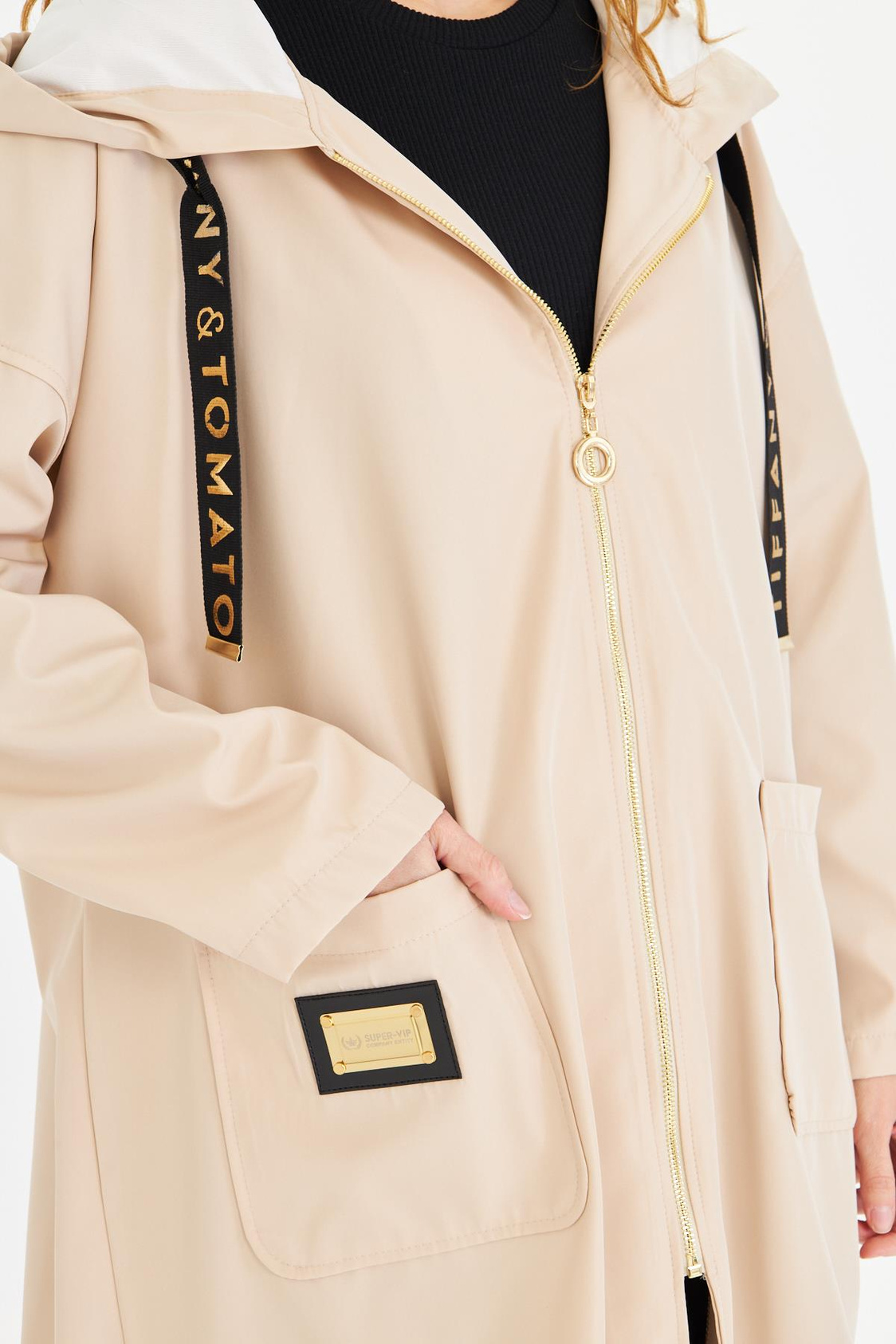 Kapüşonlu Suya Dayanıklı Trençkot