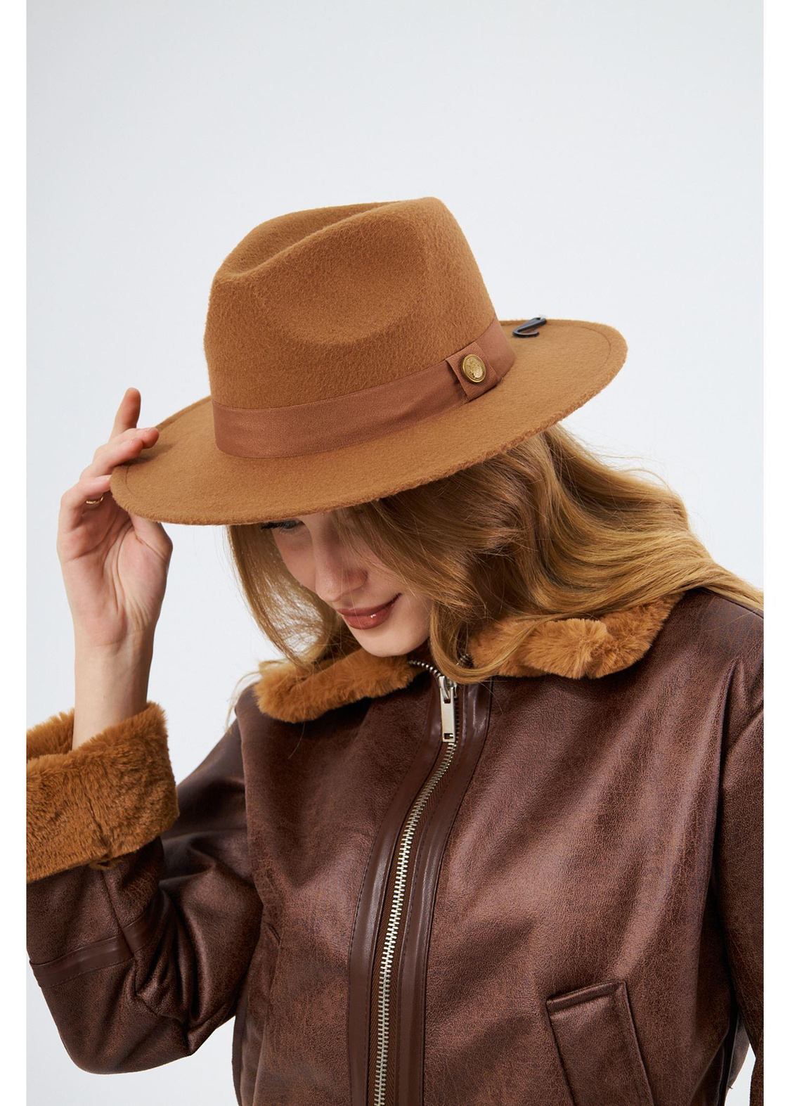 Keçe Fötr Şeritli Şapka