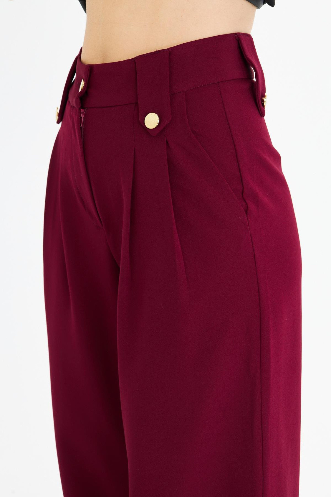 Kemeri Düğme Detaylı Atlas Pantolon