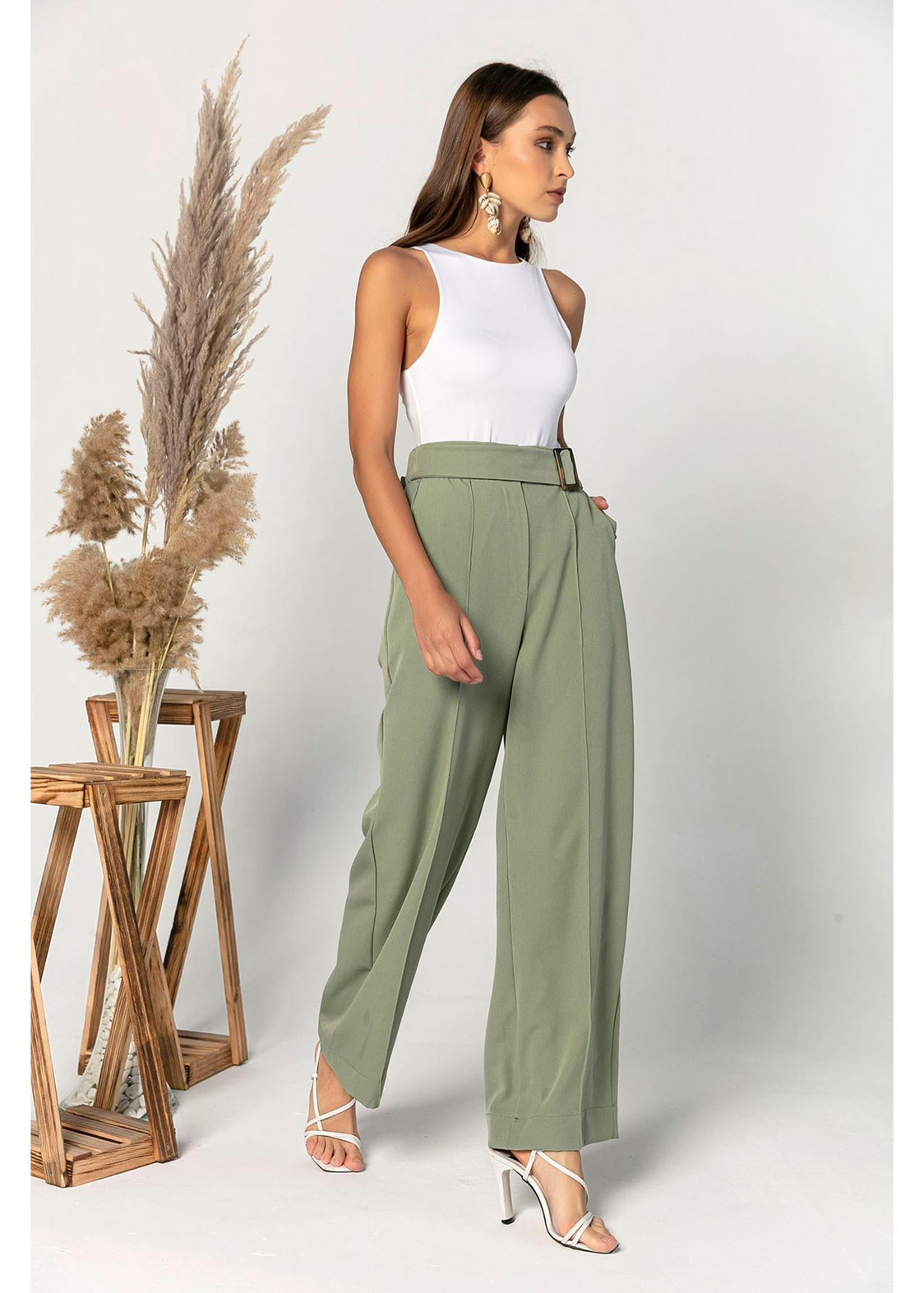 Kemik Tokalı Geniş Paça Cepli Pantolon-Mint