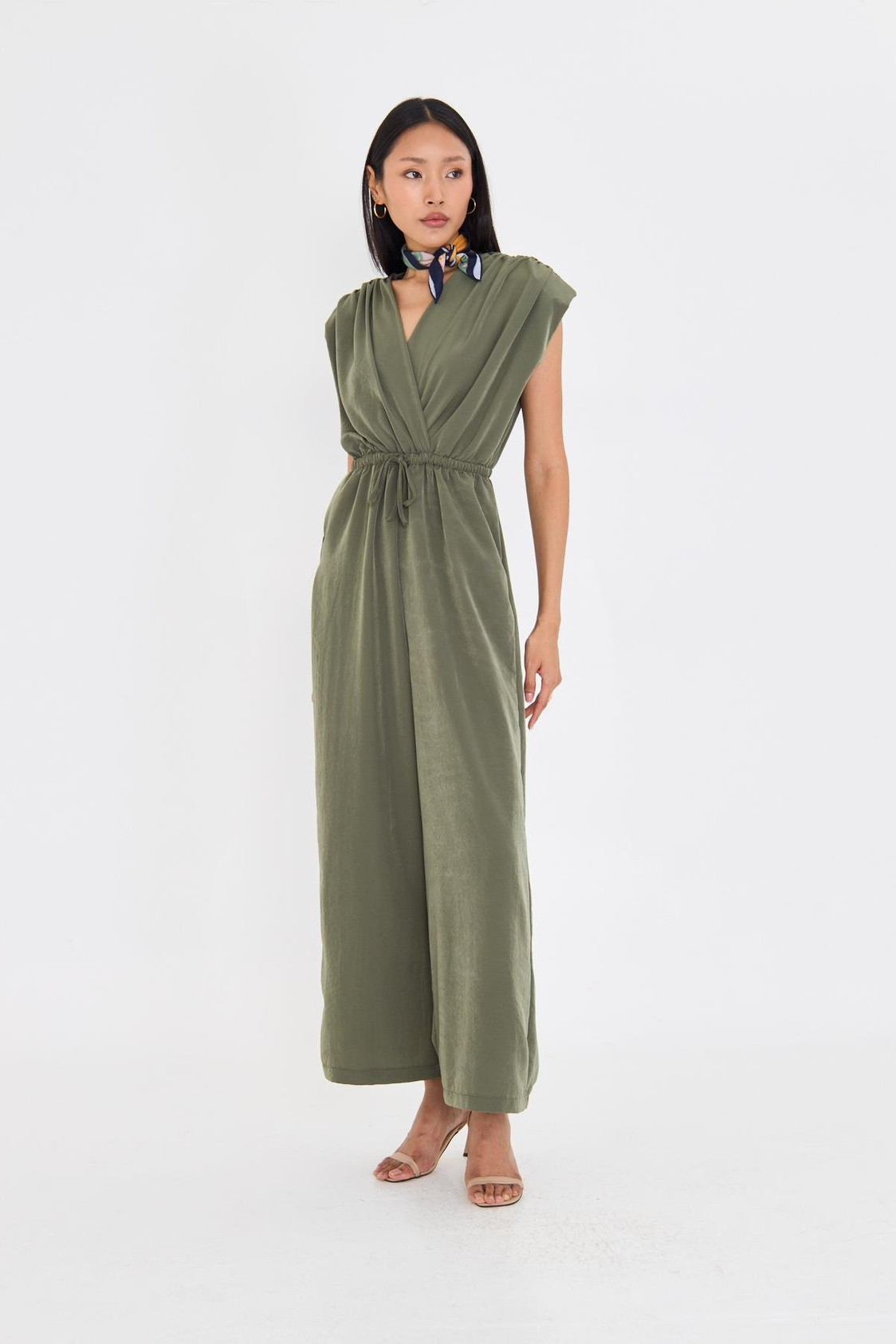 Kruvaze Yaka Sıfır Kol Tulum