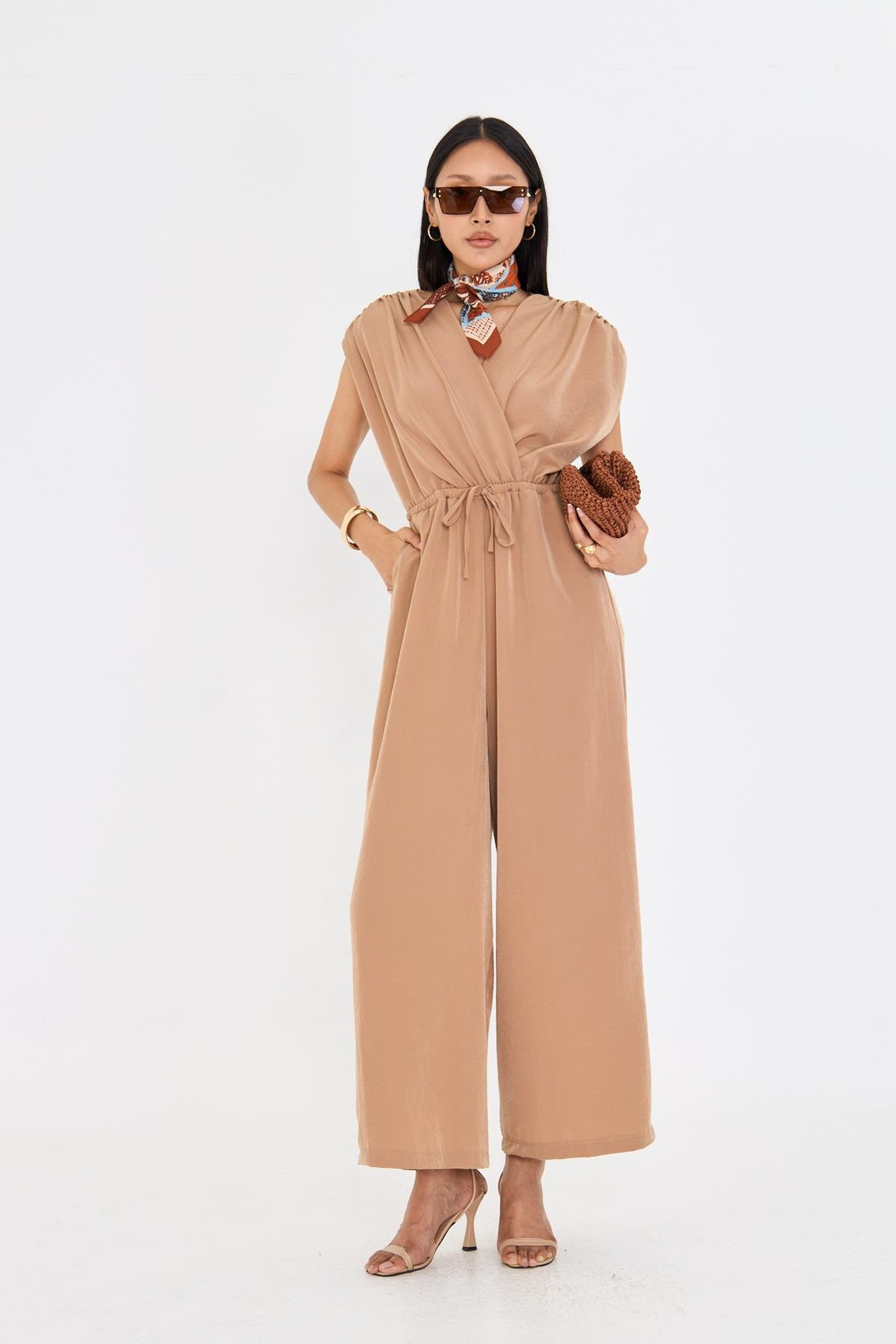 Kruvaze Yaka Sıfır Kol Tulum