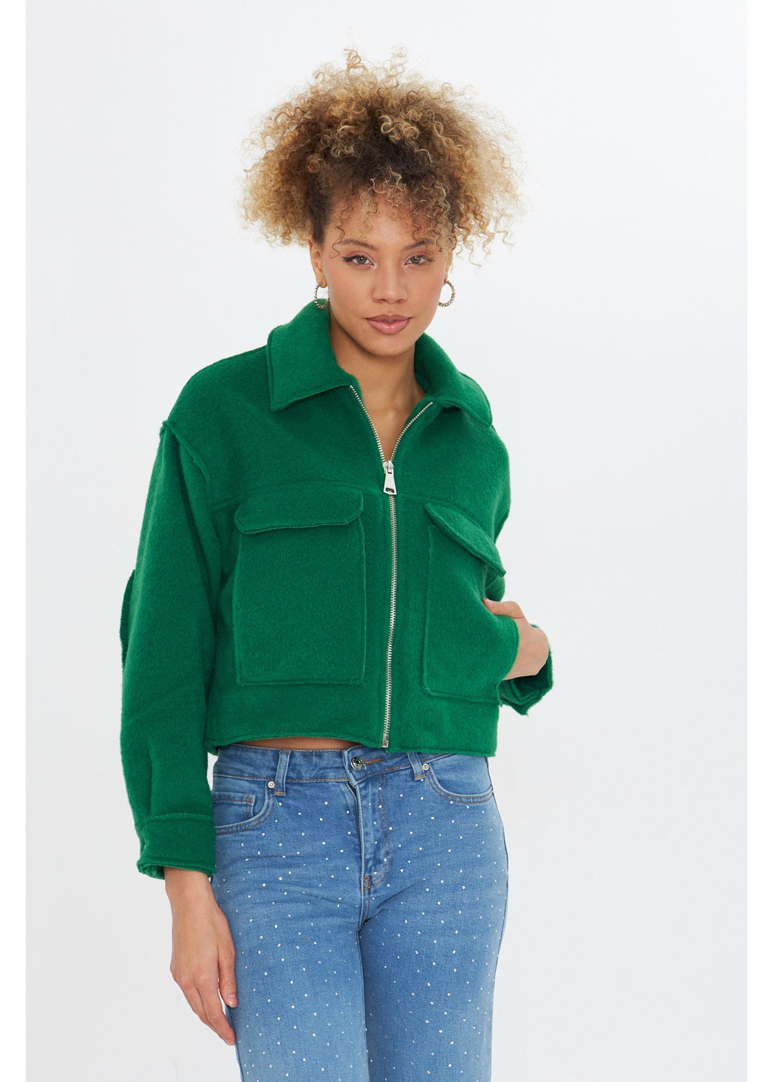 Önü Cepli Kısa Kaşe Ceket