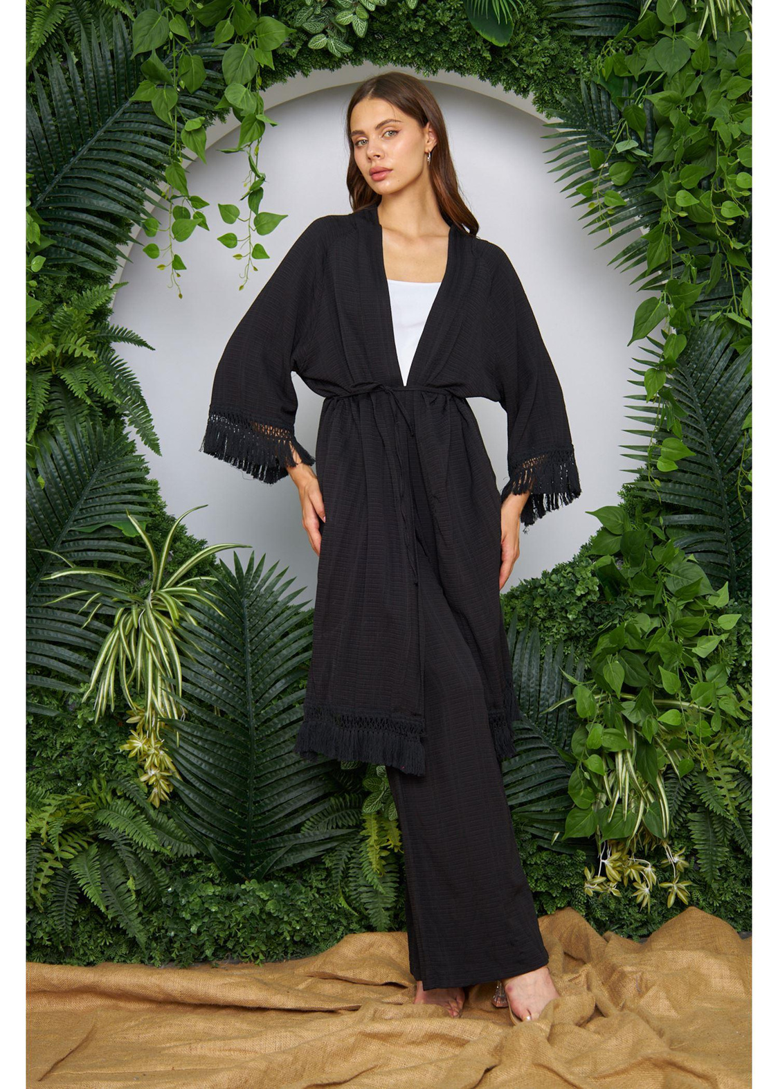 Palmiye Baskılı Püsküllü Kimono-Siyah