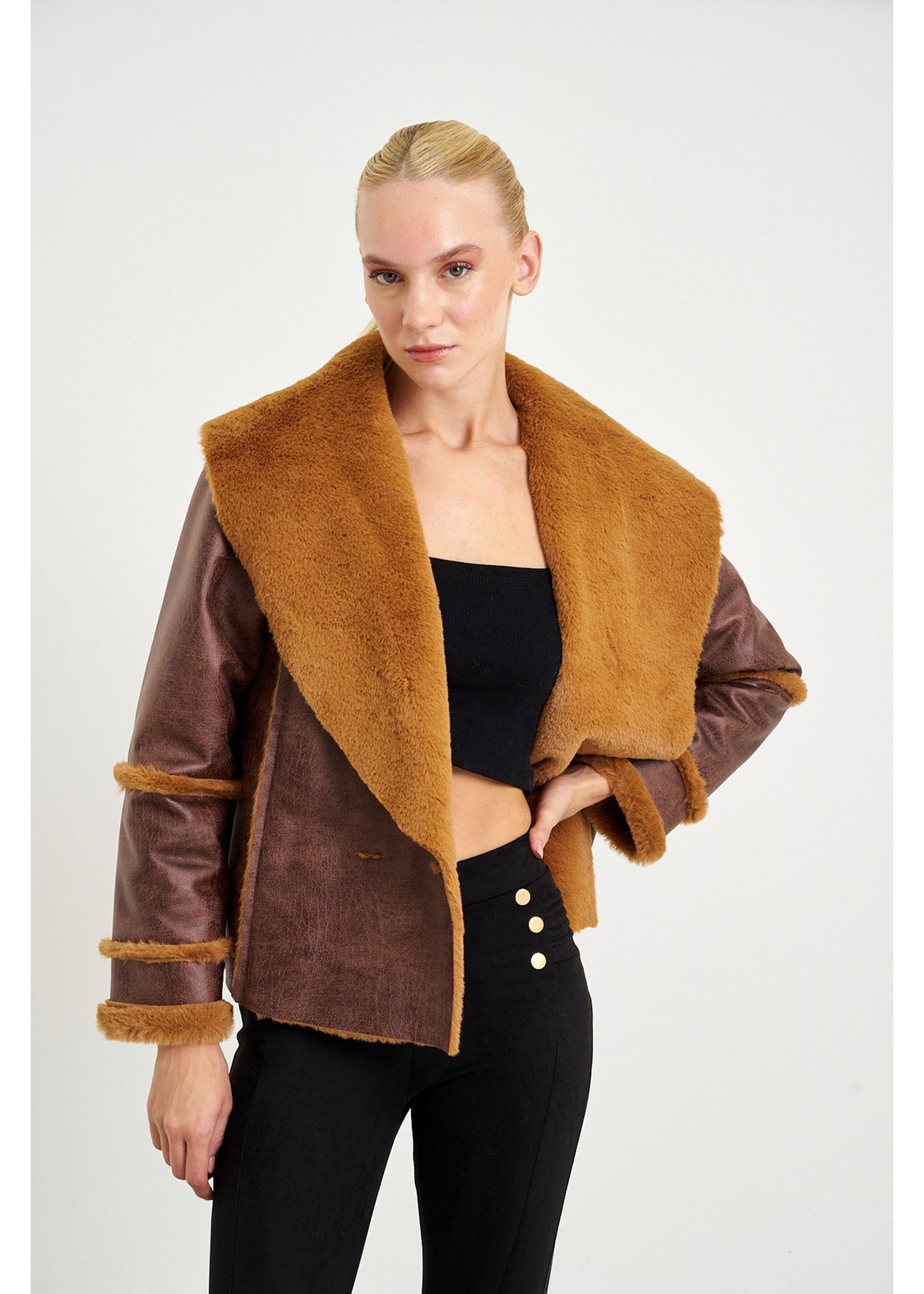 Peluşlu Kısa Deri Mont-Camel