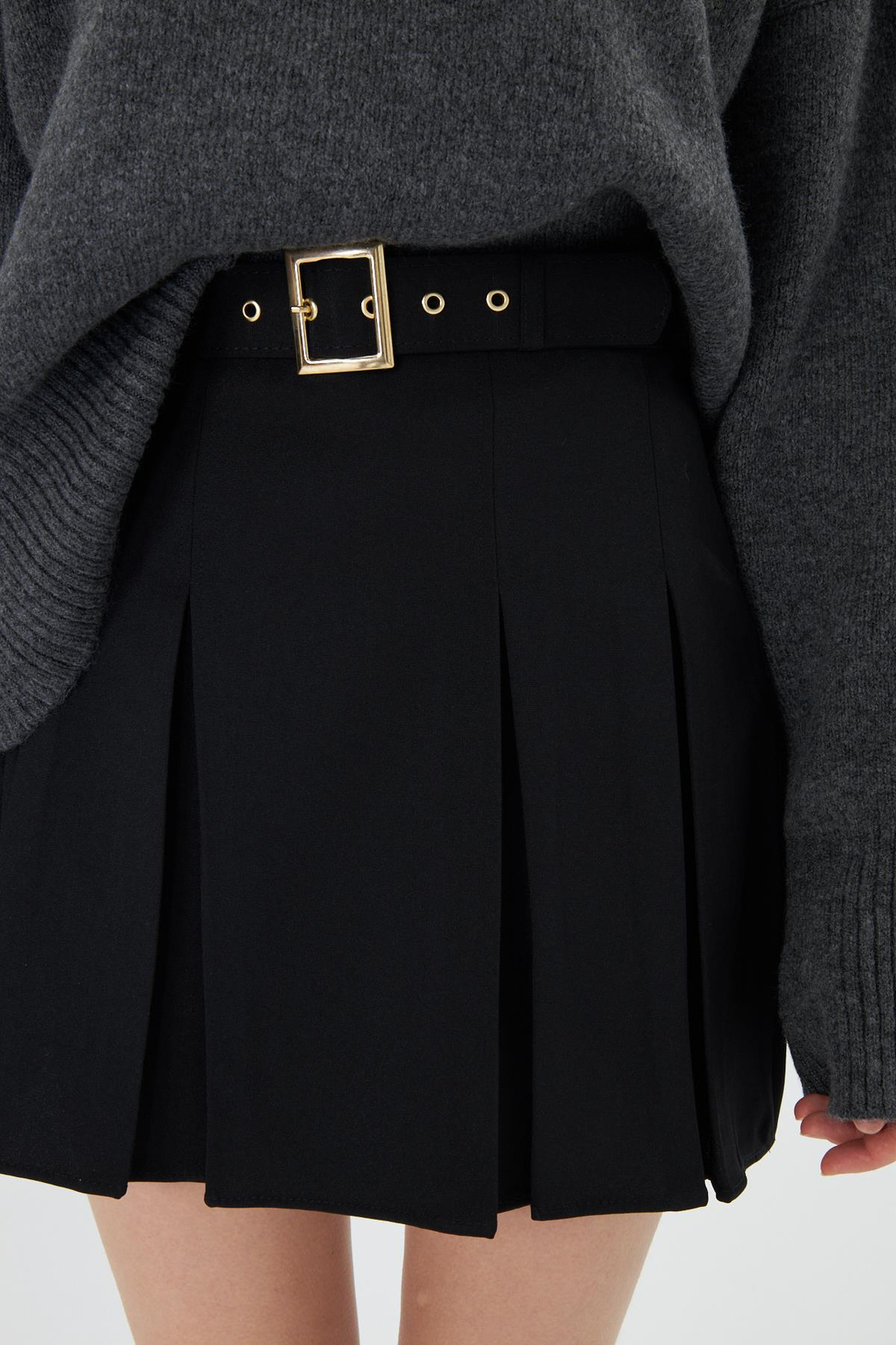 Pileli Poliviskon Etek - Siyah