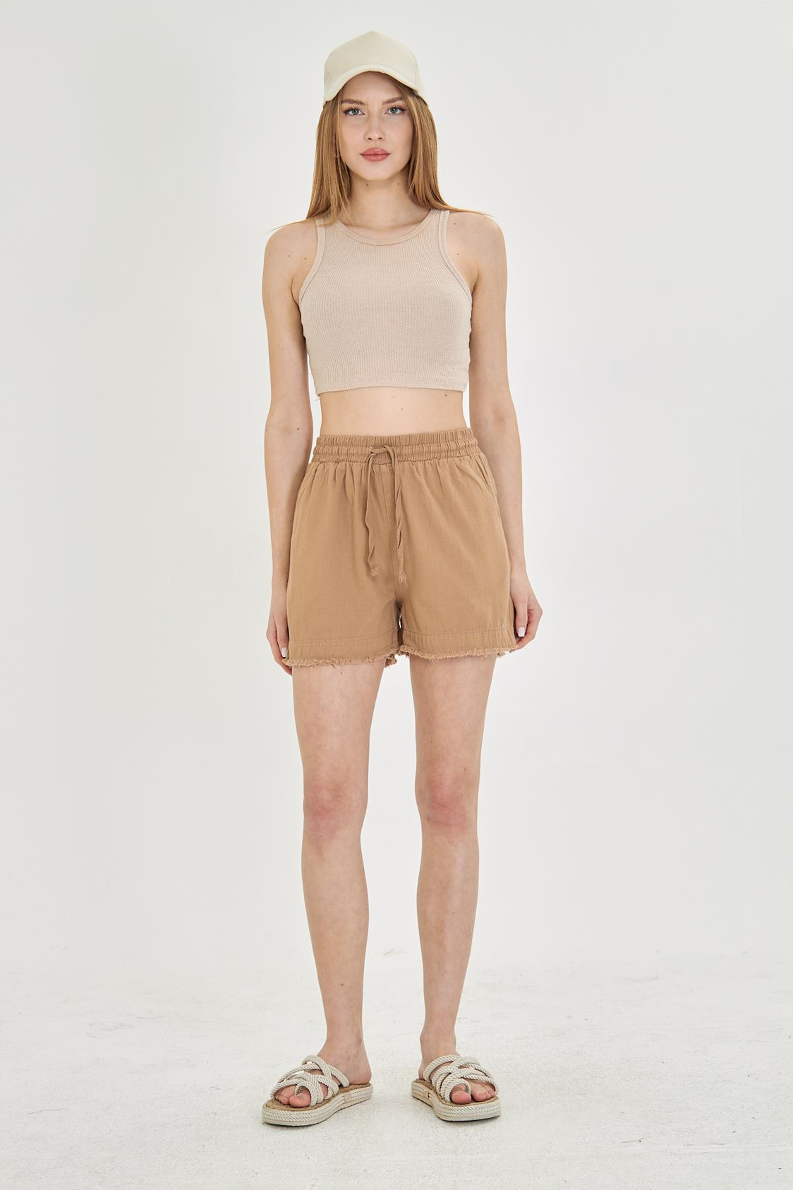 Püsküllü Gabardin Şort