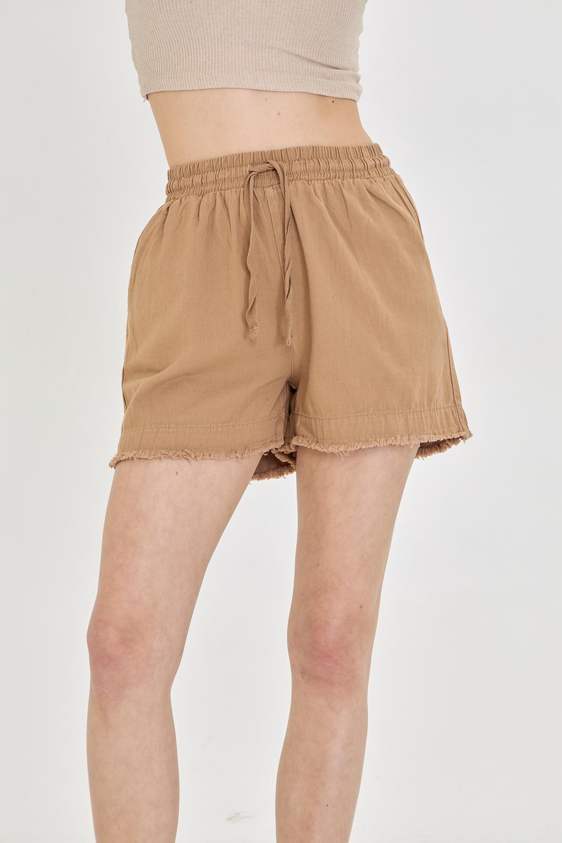 Püsküllü Gabardin Şort