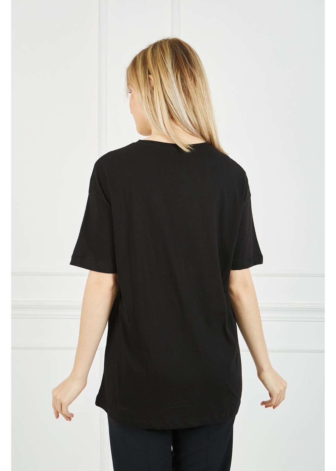 Saat Detaylı Baskılı Tshirt-Siyah