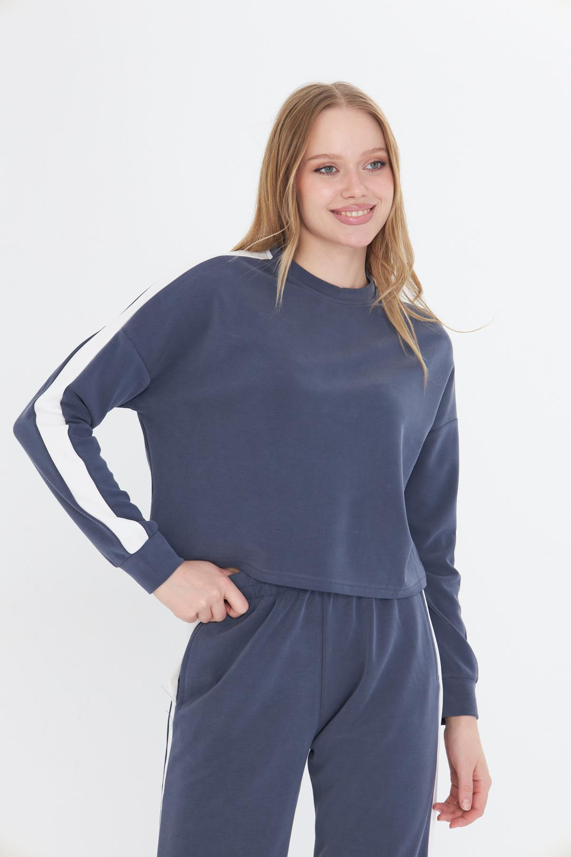 Şeritli Scuba Modal Crop Sweatshirt - Lacivert/Ekru
