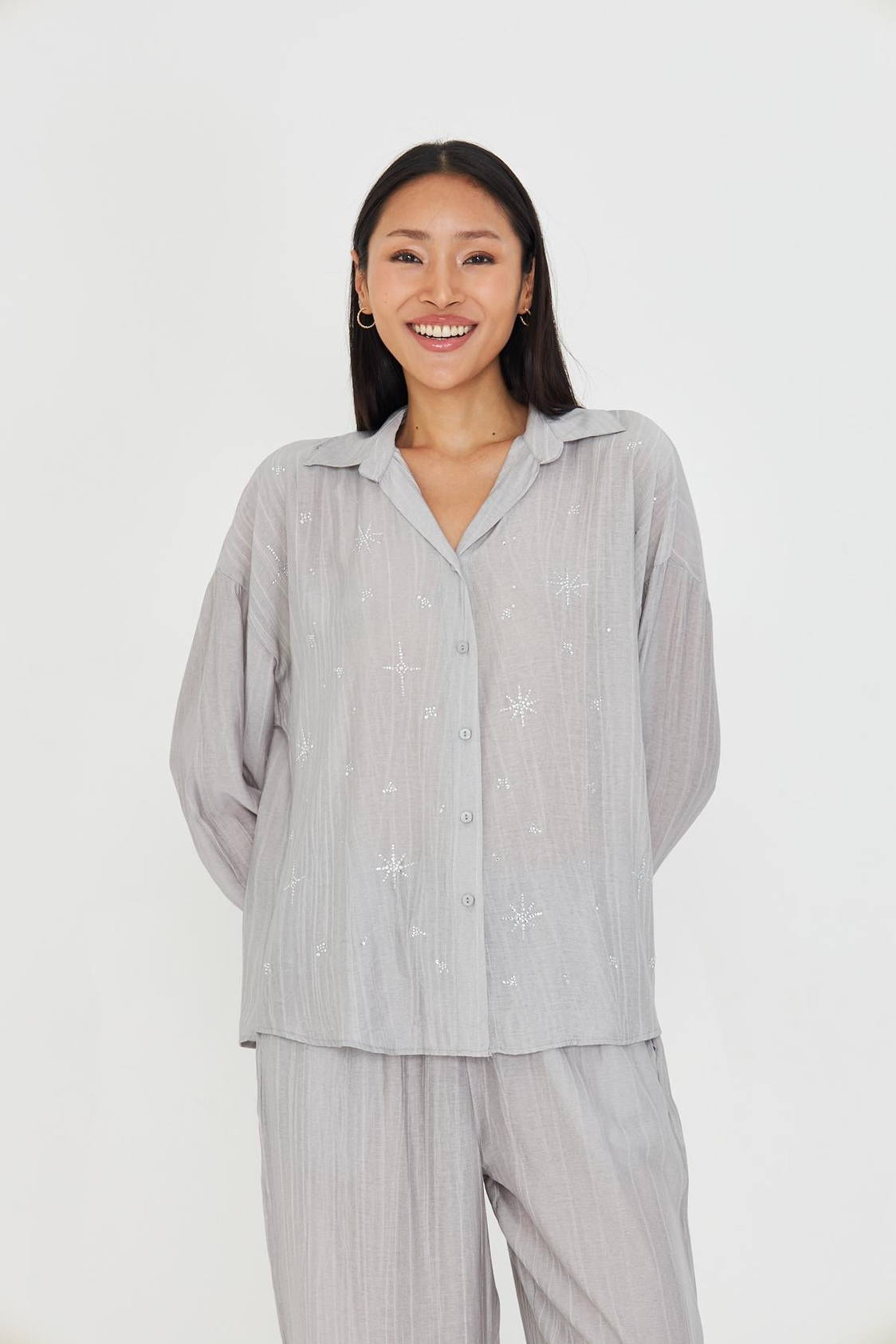 Taşlı Detaylı Çizgi Desen Rayon Gömlek
