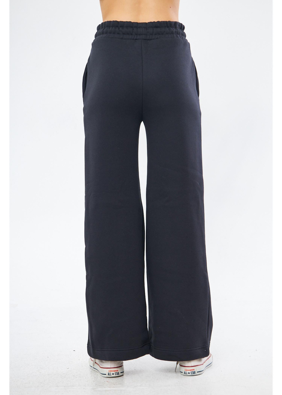Üç İplik Bol Paça Pantolon