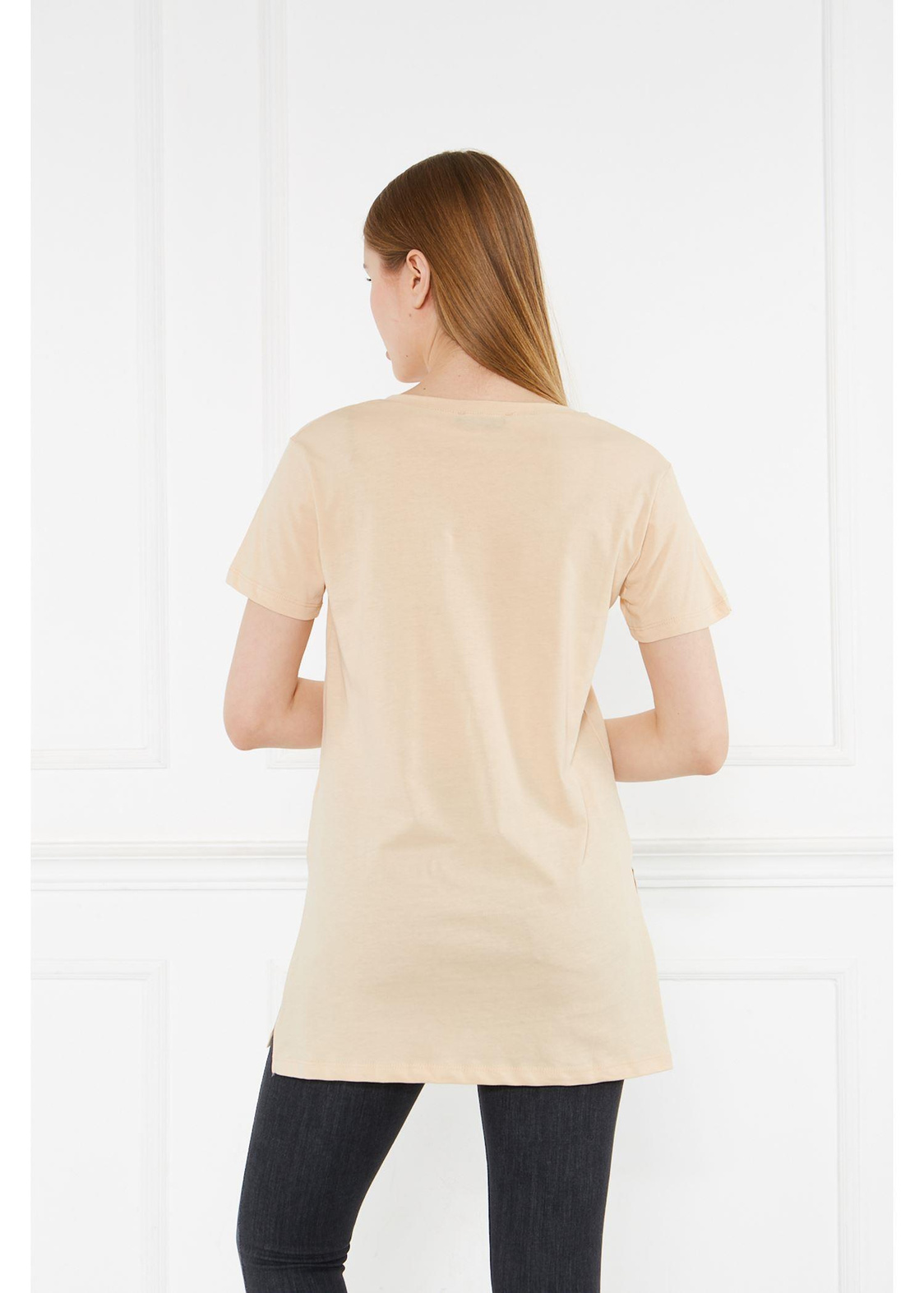V Yaka Kısa Kol Yırtmaçlı Tshirt-Bej