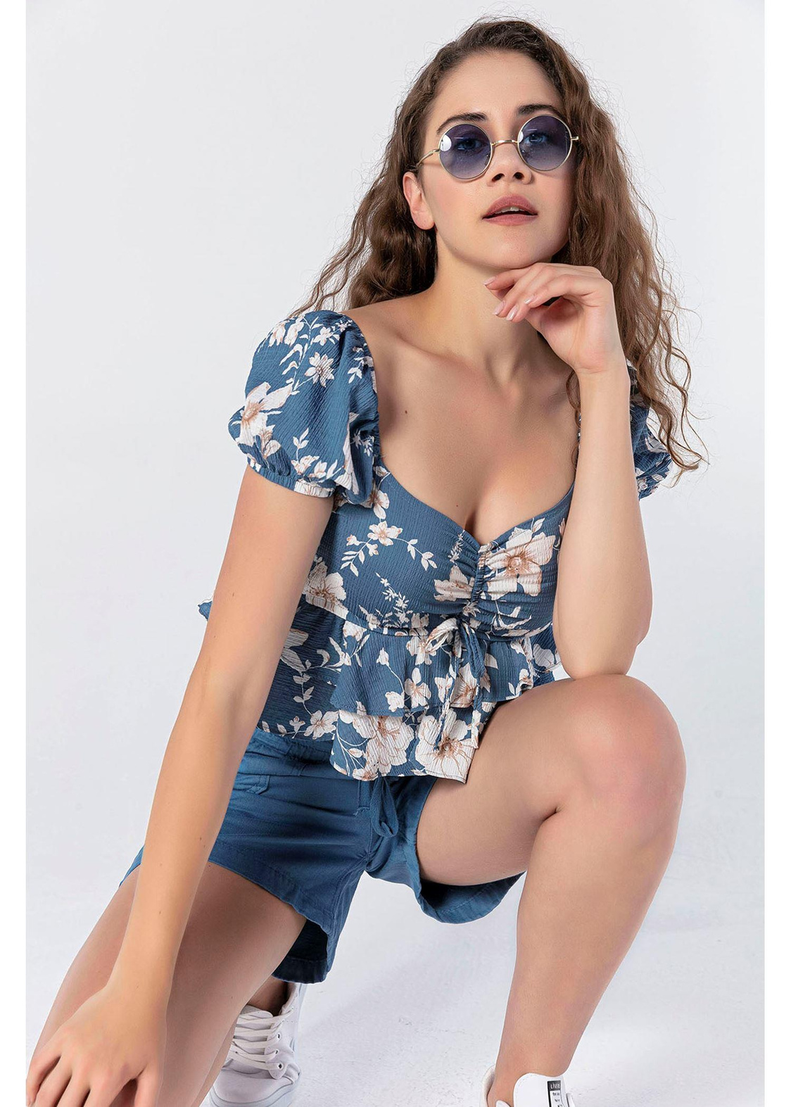 Volanlı, Çiçek Desenli Crop Bluz-Mavi