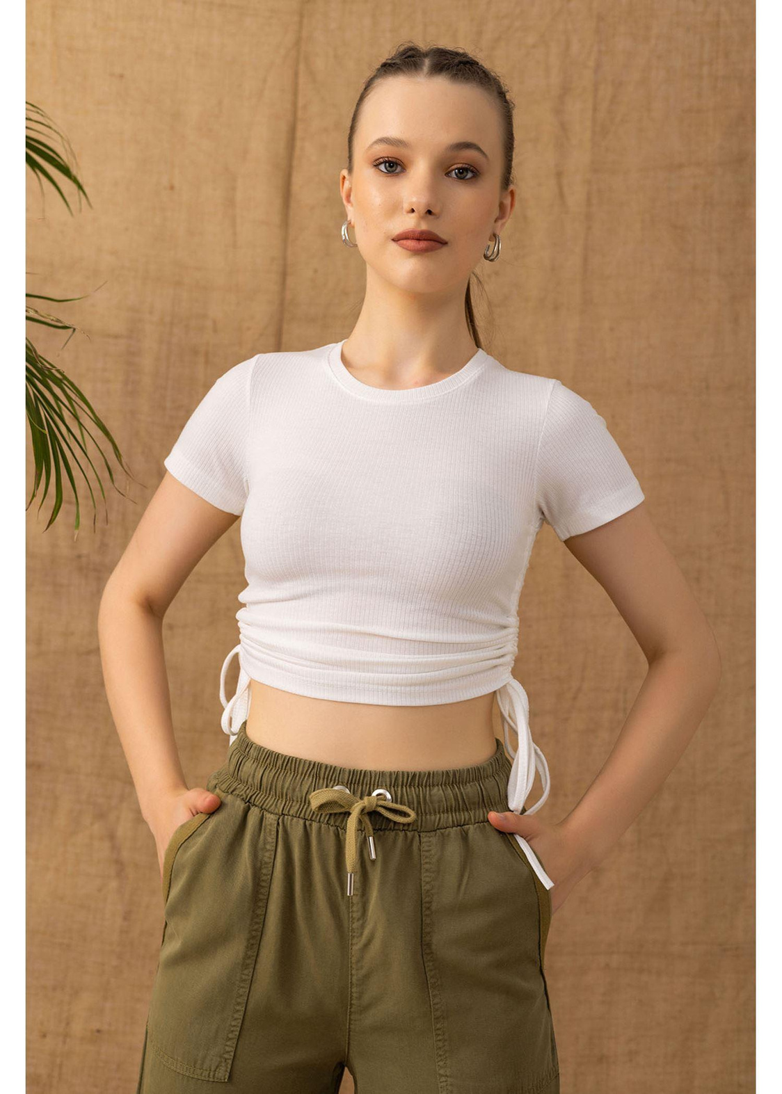 Yanları Büzgülü Basic T-shirt-Beyaz