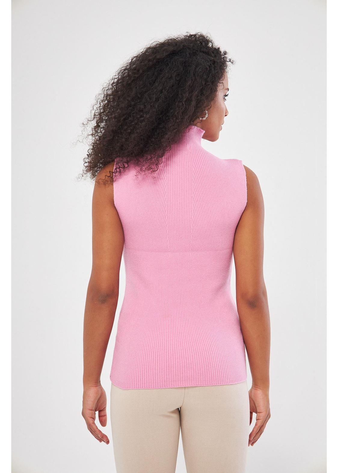 Yarım Balıkçı Kolsuz Triko Kazak