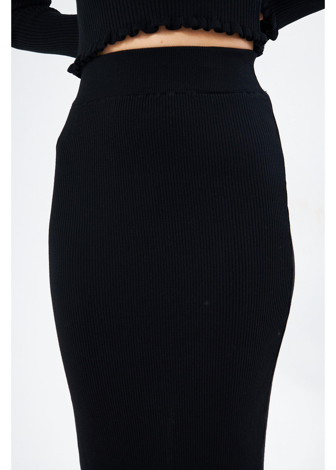 Yırtmaçlı Uzun Örgü Etek