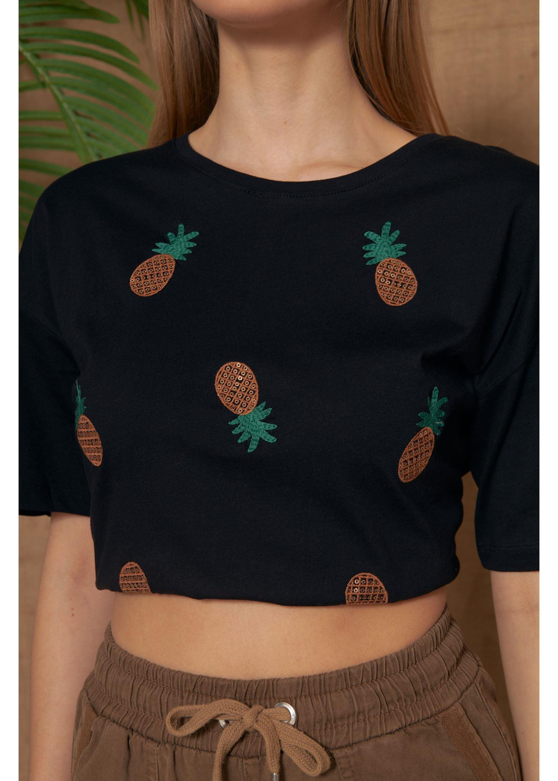 Ananas Nakışlı Süprem T-shirt - Siyah