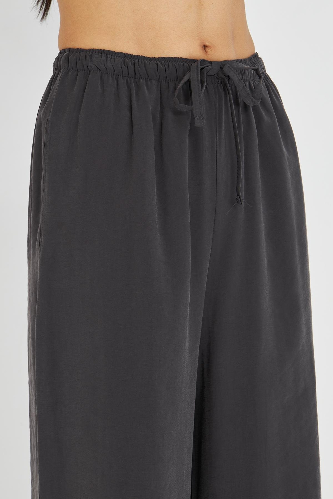 Bağcıklı Yan Cepli Modal Pantolon