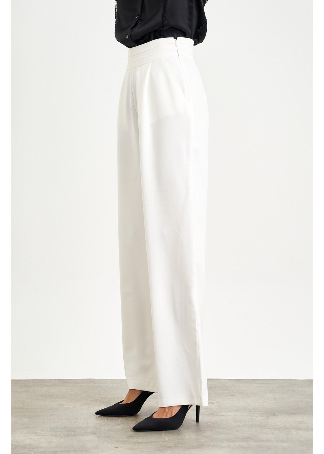 Beli Şeritli Palazzo Atlas Pantolon-Ekru