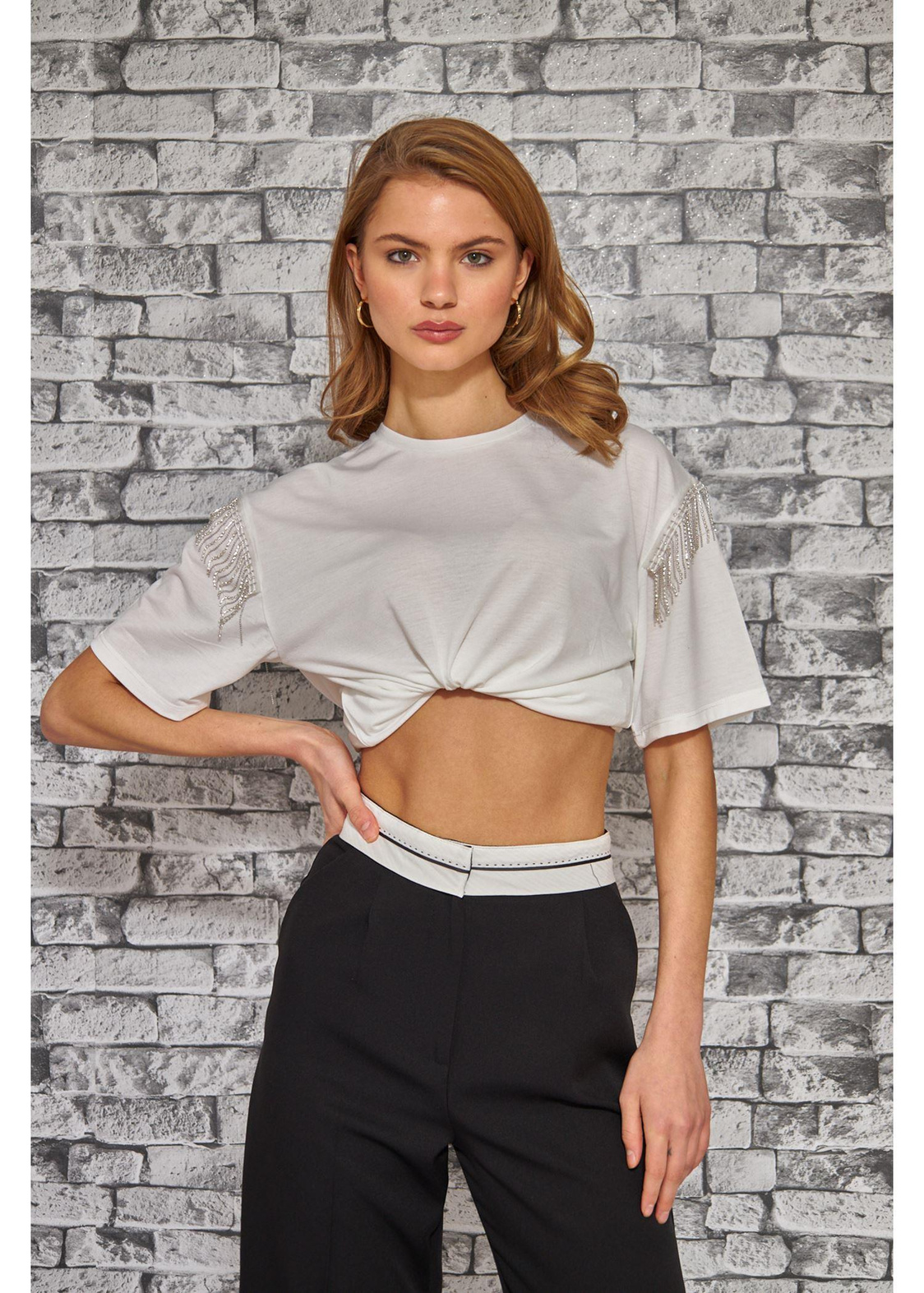 Bisiklet Yaka Basic T-shirt-Ekru