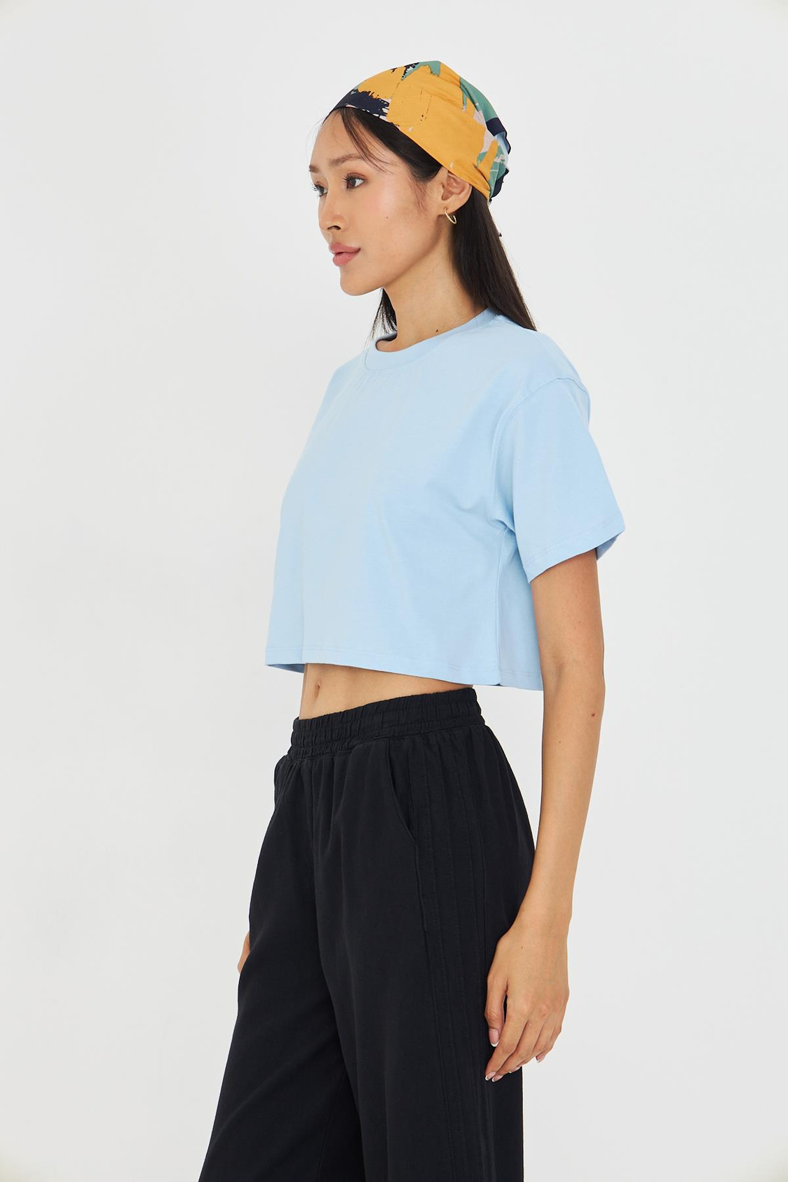 Bisiklet Yaka Crop Tişört