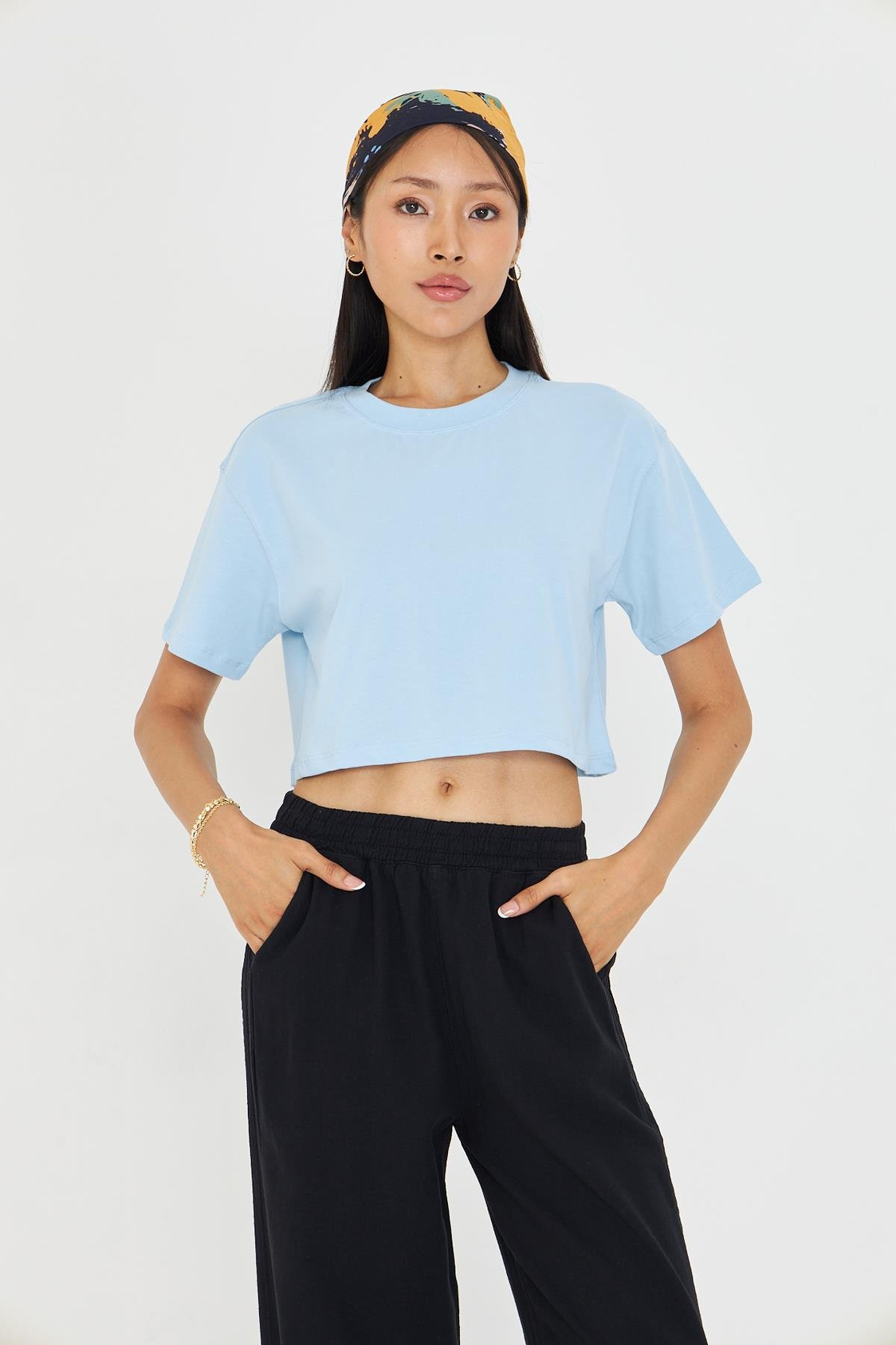 Bisiklet Yaka Crop Tişört