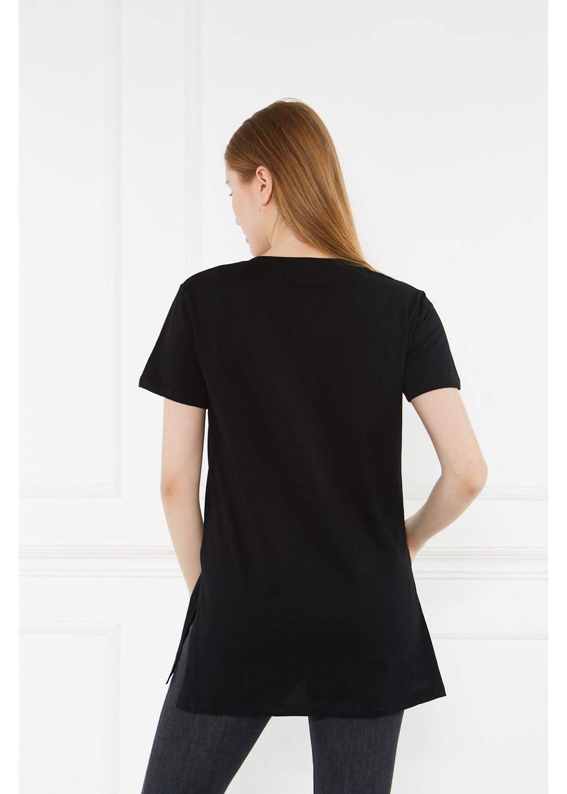 Bisiklet Yaka Kısa Kol Yırtmaçlı Tshirt-Siyah