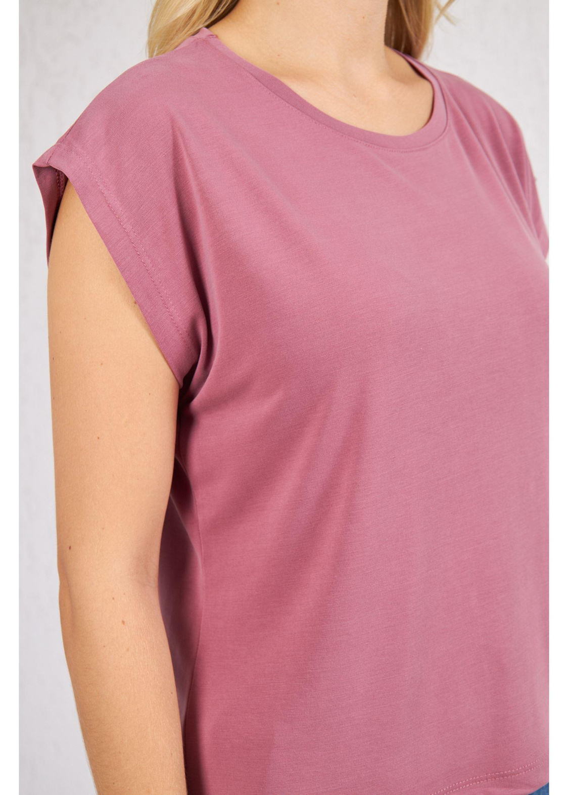 Bisiklet Yaka Kolsuz Tshirt-Gül
