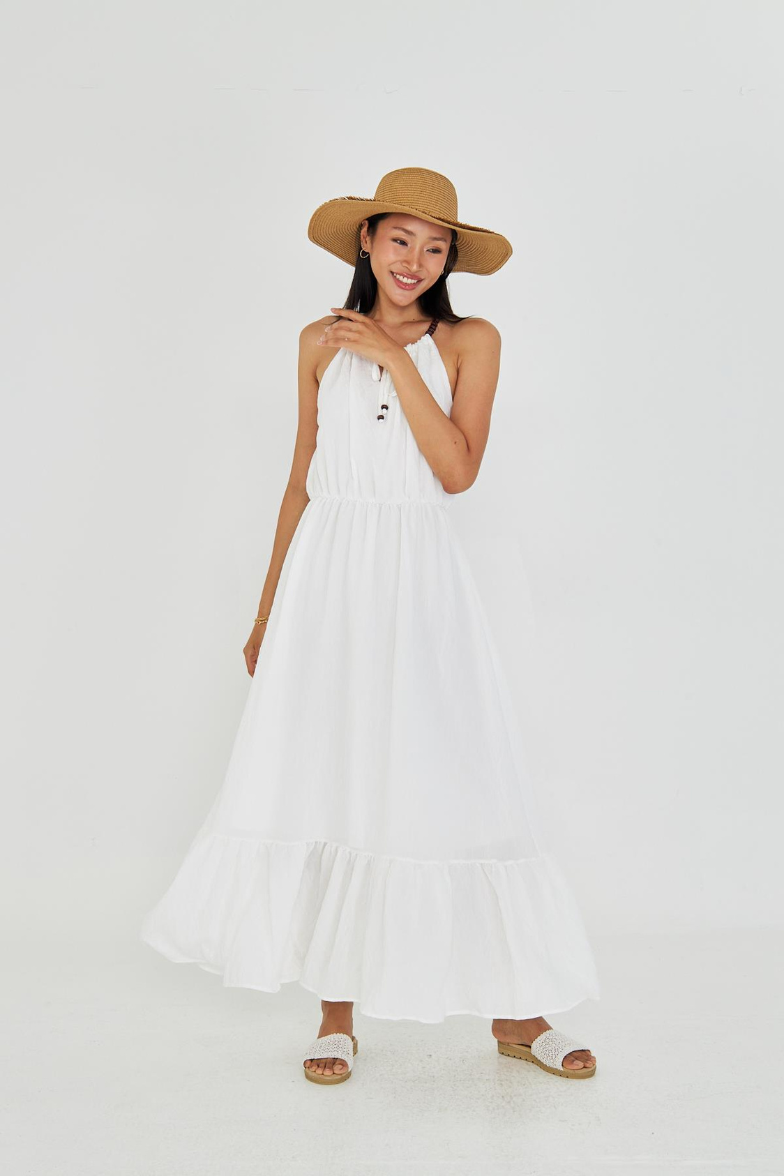 Boncuk Detaylı Askılı Elbise