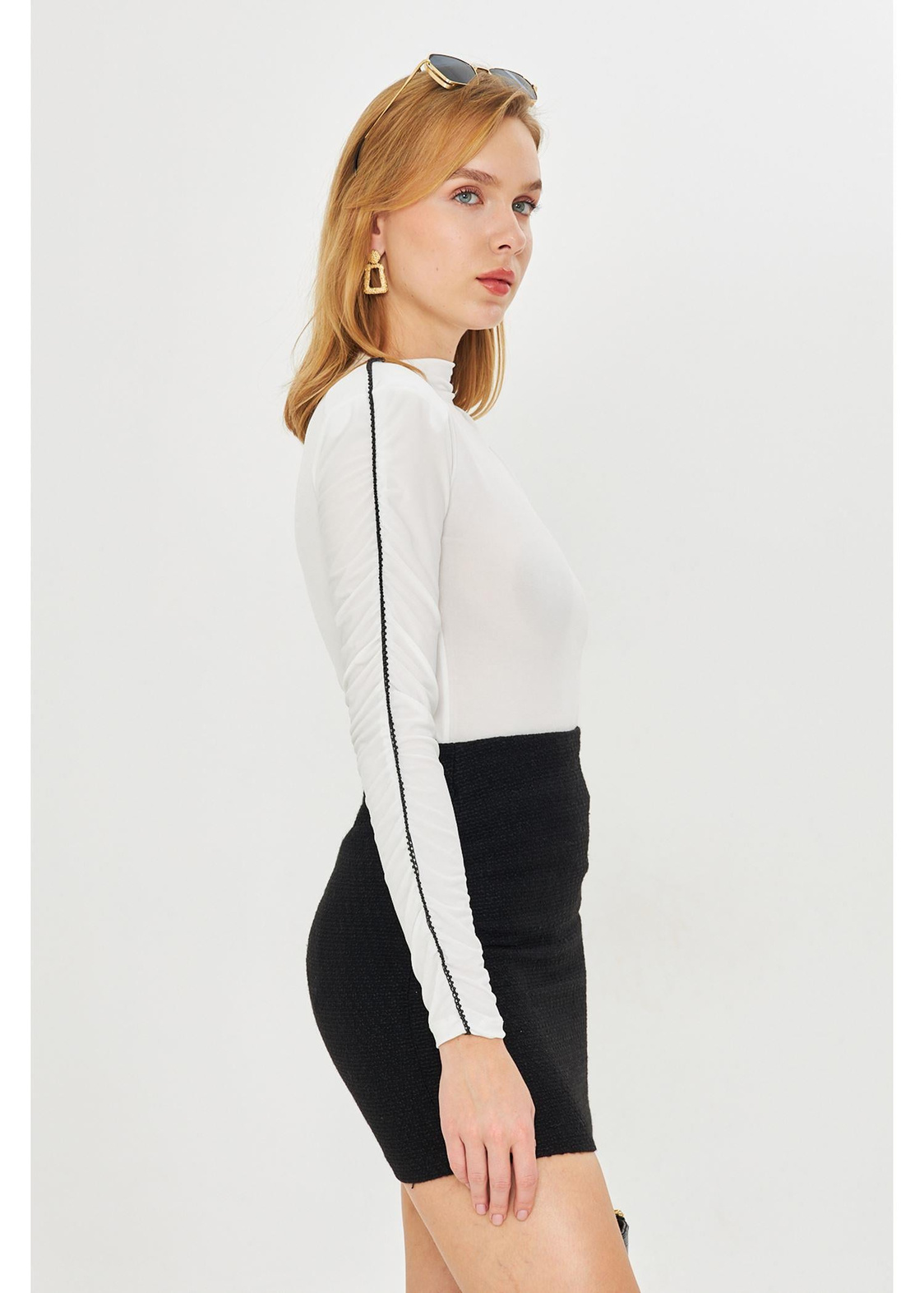 Boncuk Detaylı Body