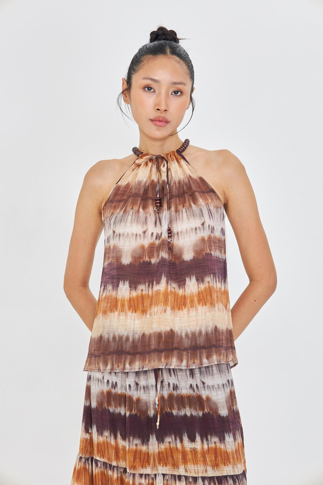 Boncuklu Baskılı Halter Yaka Bluz