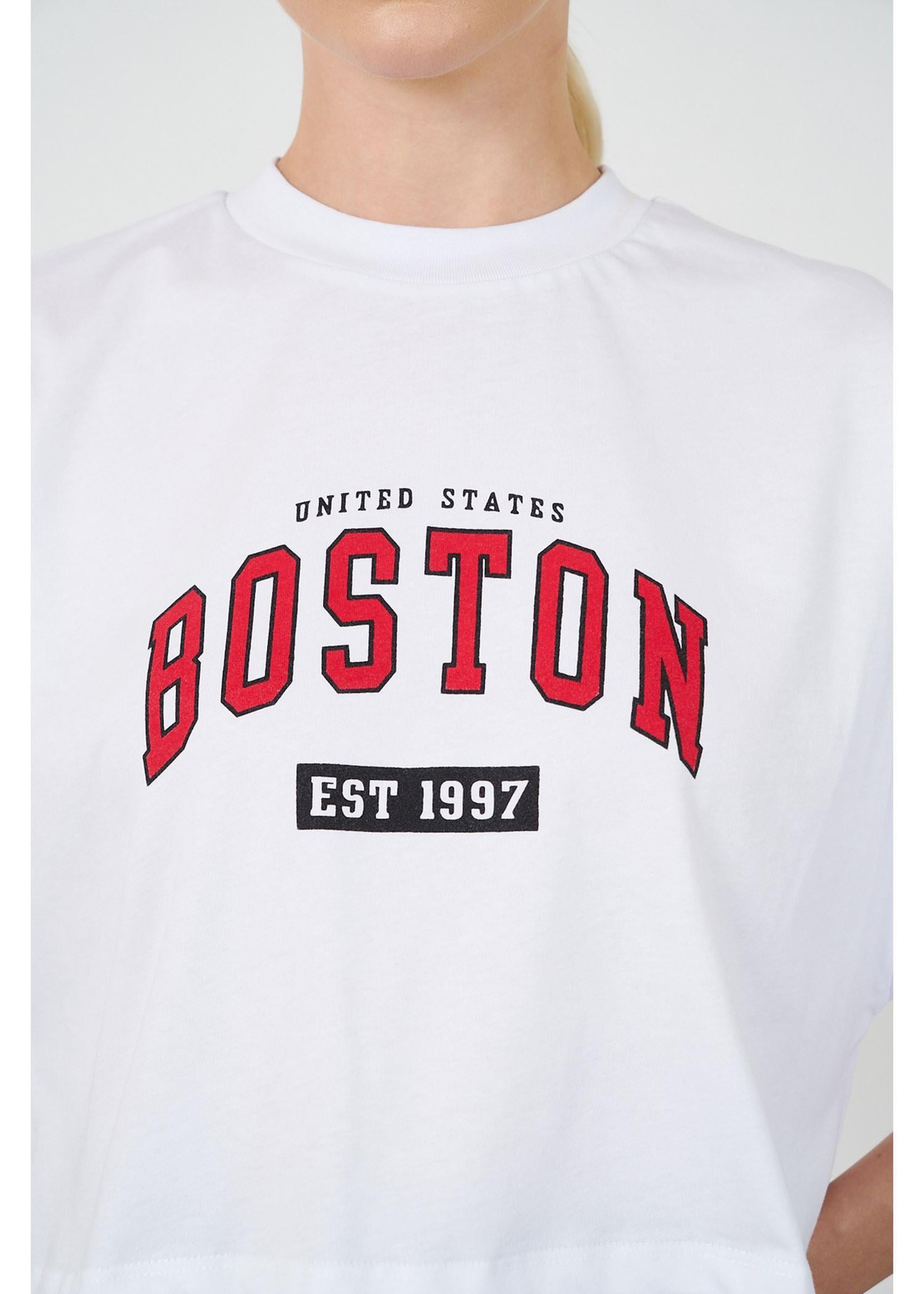 Boston Baskılı Kısa Süprem T-shirt-Ekru