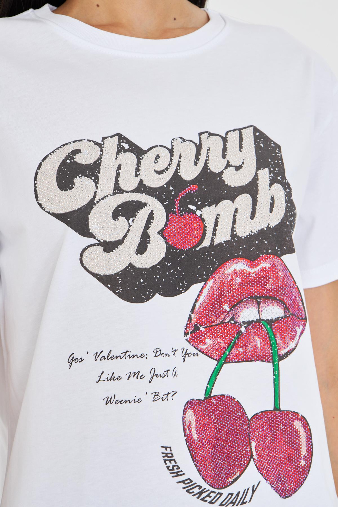 Cherry Bomb Yıkamalı T-Shirt